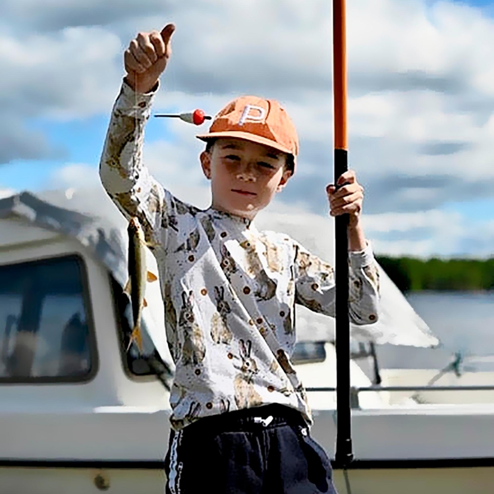 ”Jos saa pienen kalan, voi päästää sen takaisin veteen, jotta se kasvaa ja saa lapsia” – Apu Juniorin kalakisa jatkuu elokuun – Näin osallistut