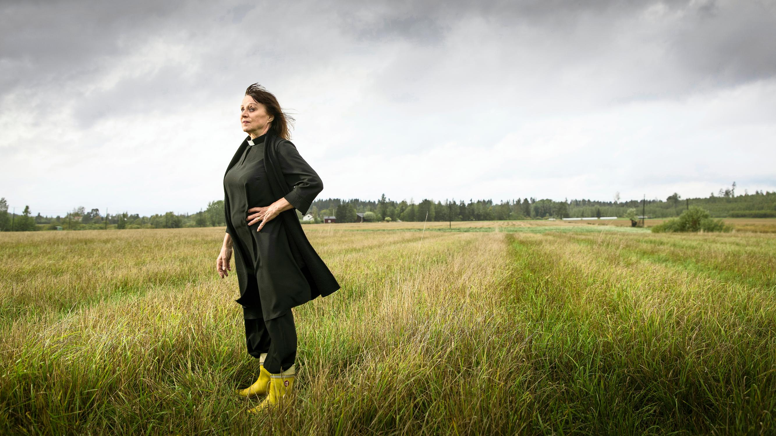 Poliisipastori: "Olen tavannut peräkkäisinä päivinä murhamiehiä ja heidän uhriensa omaisia"