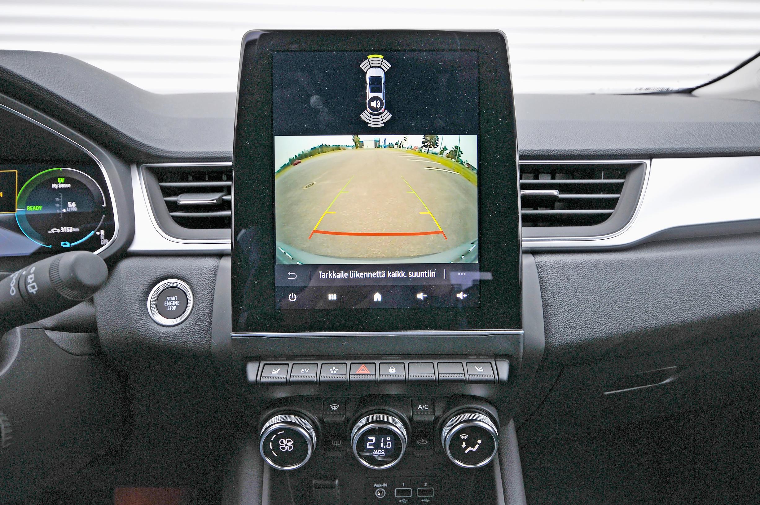 Renault Captur E-Tech 145 Full Hybrid Techno:n kosketusnäyttö on asennettu pystyasentoon