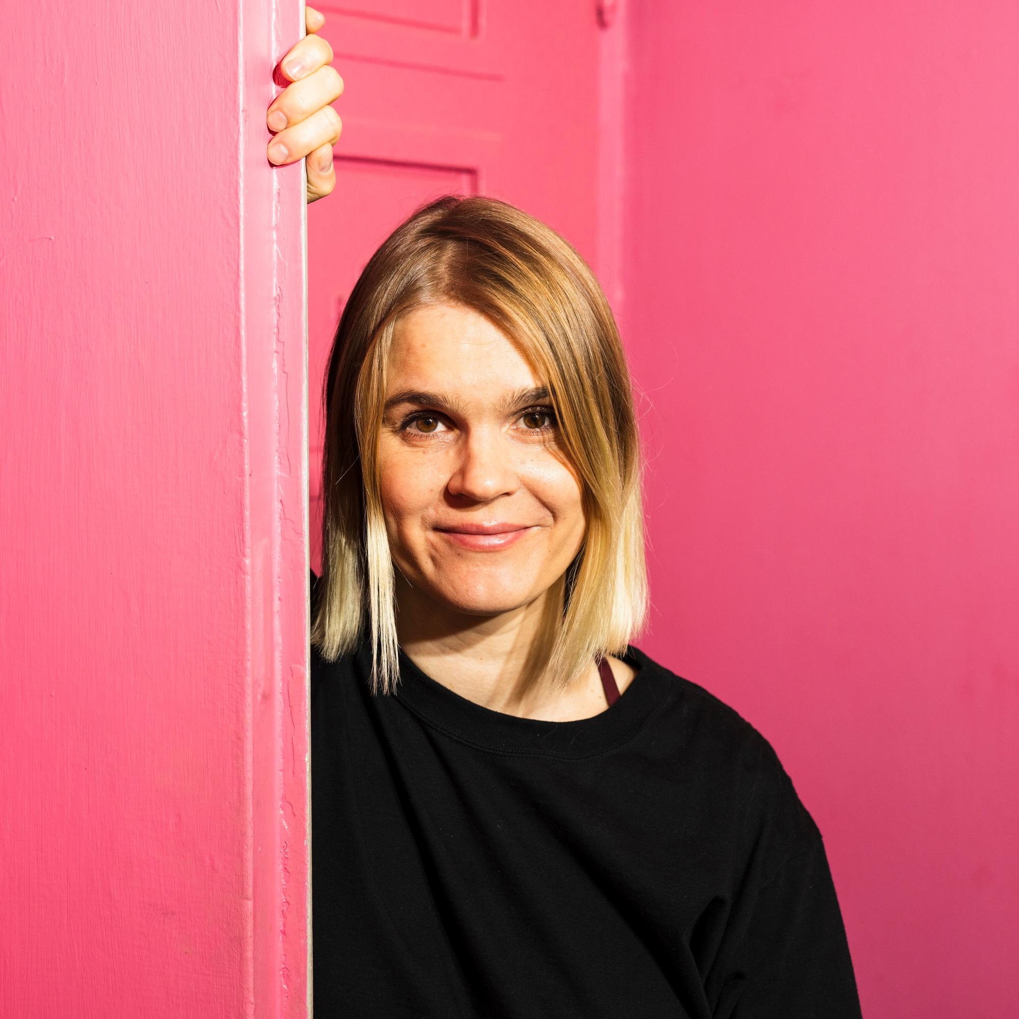 Anna-Mari Karvonen: "Pandemian jälkeisessä ajassa on pienen teatterin momentum”