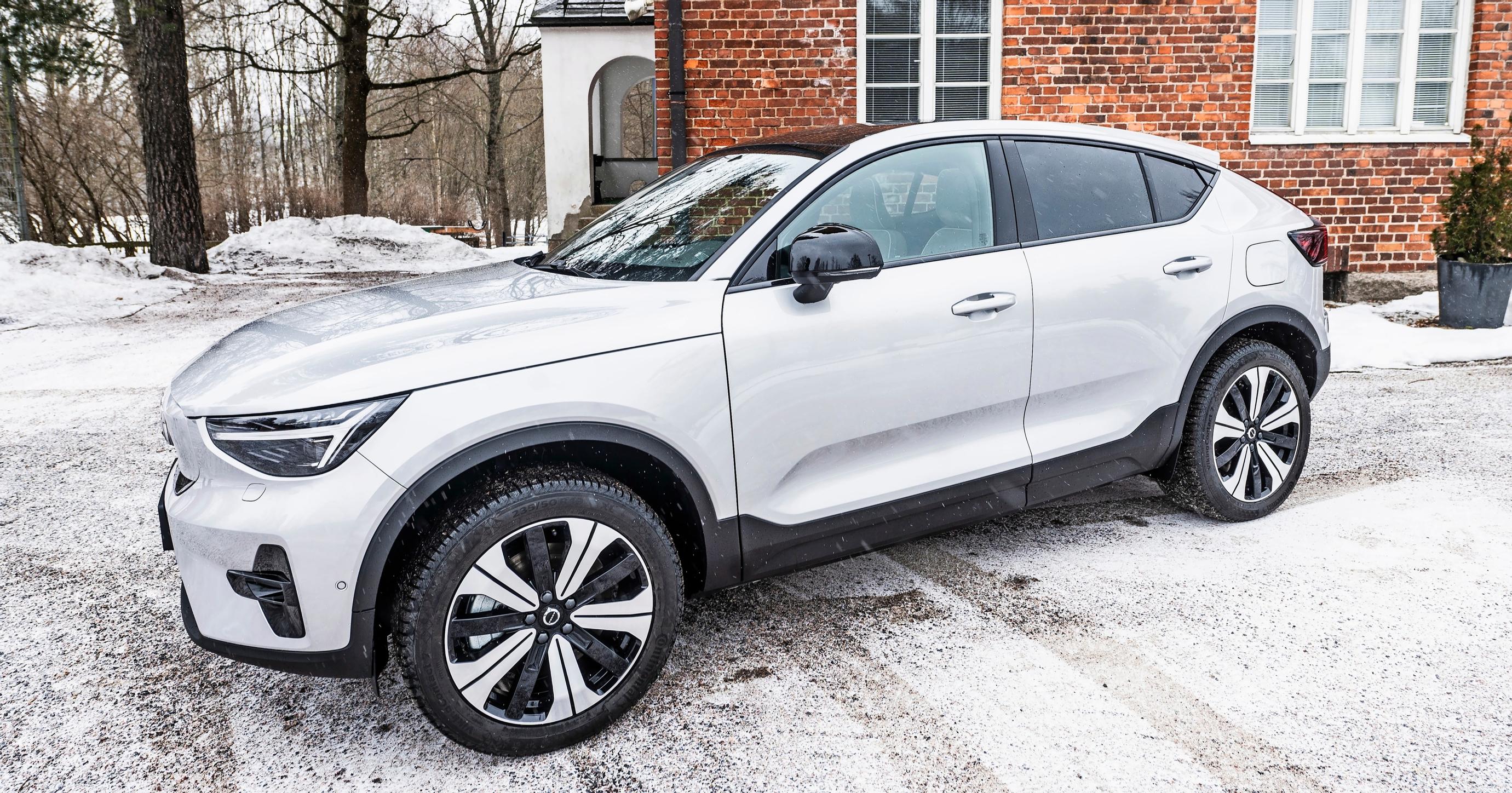 Uusi Volvo EC40 onkin päivitetty C40 ja paljon parempi kuin EX30