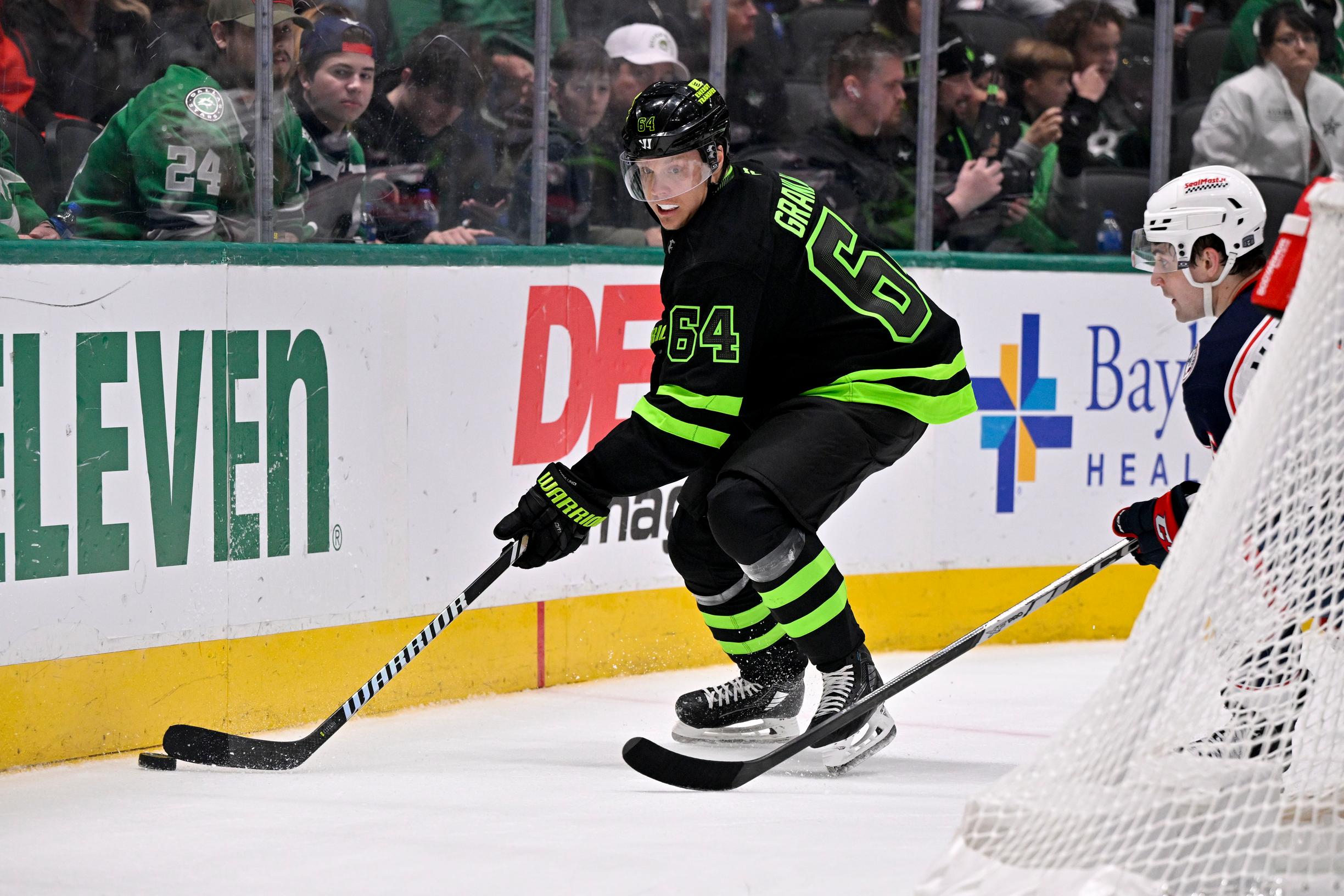 Mikael Granlund on kultakimpale Dallas Starsille – Petteri Sihvonen tarjoaa Leijonista yllättävää roolia: "Sebastian Aho saisi ottaa mallia"