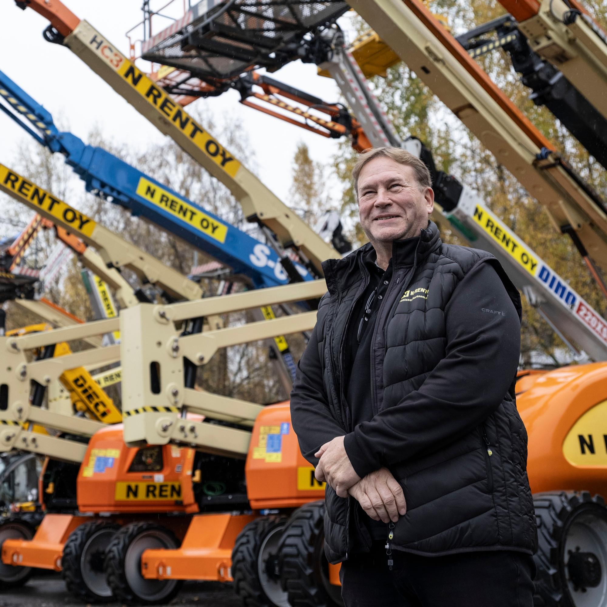 Jouni Mertala pääsi töihin, kun marssi sisään firmaan ja kysyi – ”Ikä ja kokemus tuovat malttia”