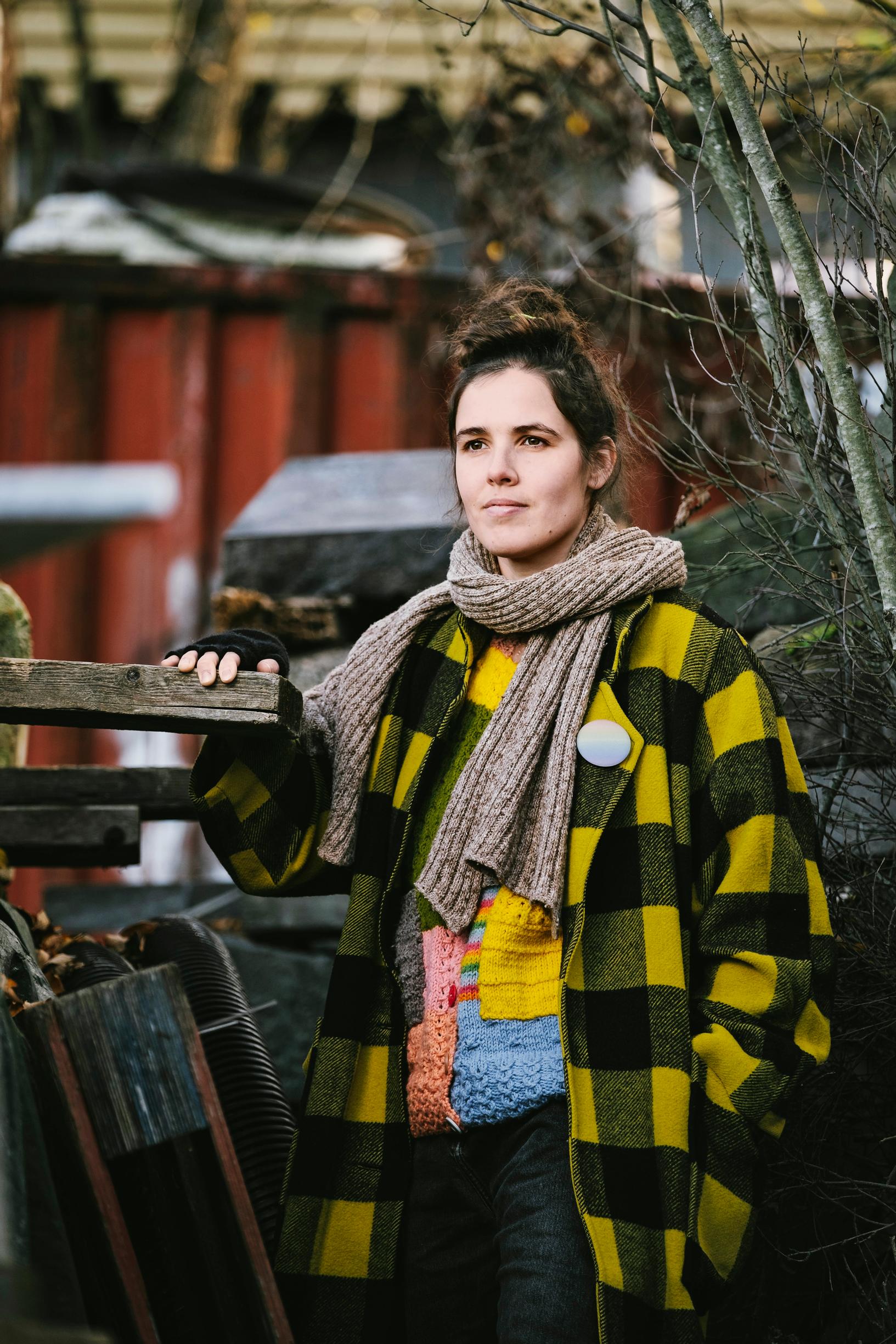 Vuoden nuori taiteilija, kuvanveistäjä Emma Jääskeläinen.