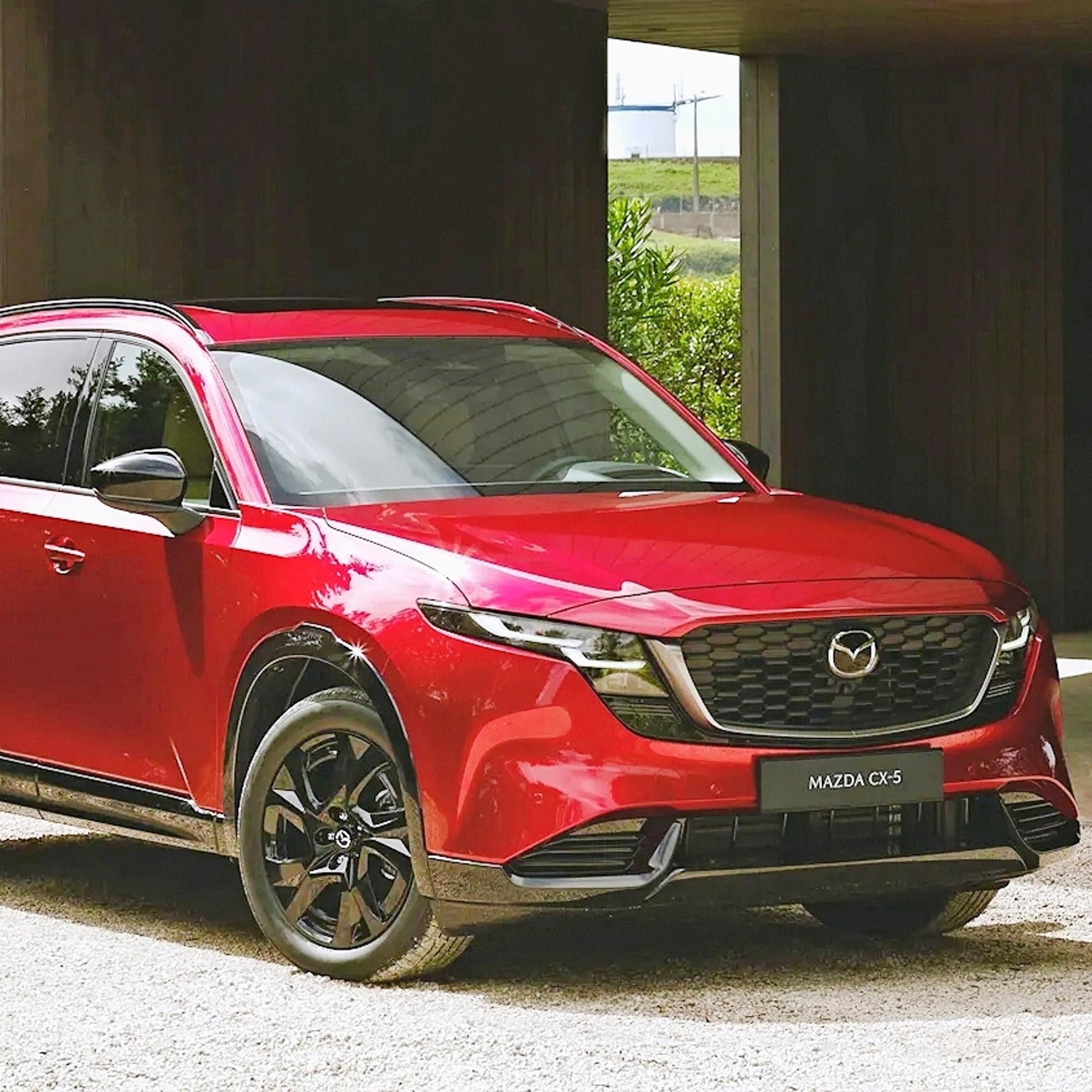 Mazda esitteli täysin uuden CX-5:n – Pituus kasvoi, tavaratila laajeni ja ohjaamoon tuli jättinäyttö