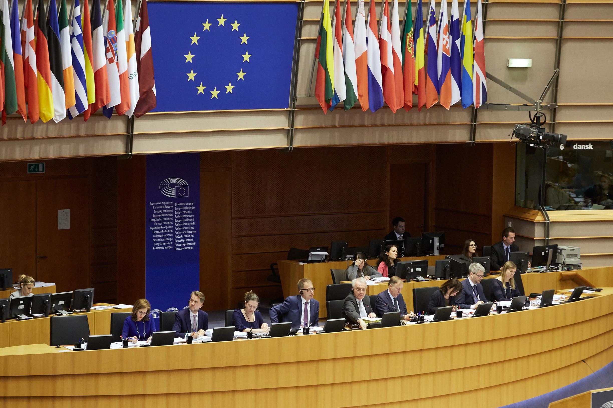 EU-vaalien ennakkoäänestys alkaa, uusia nimiä nousussa #somevaalit-listalla