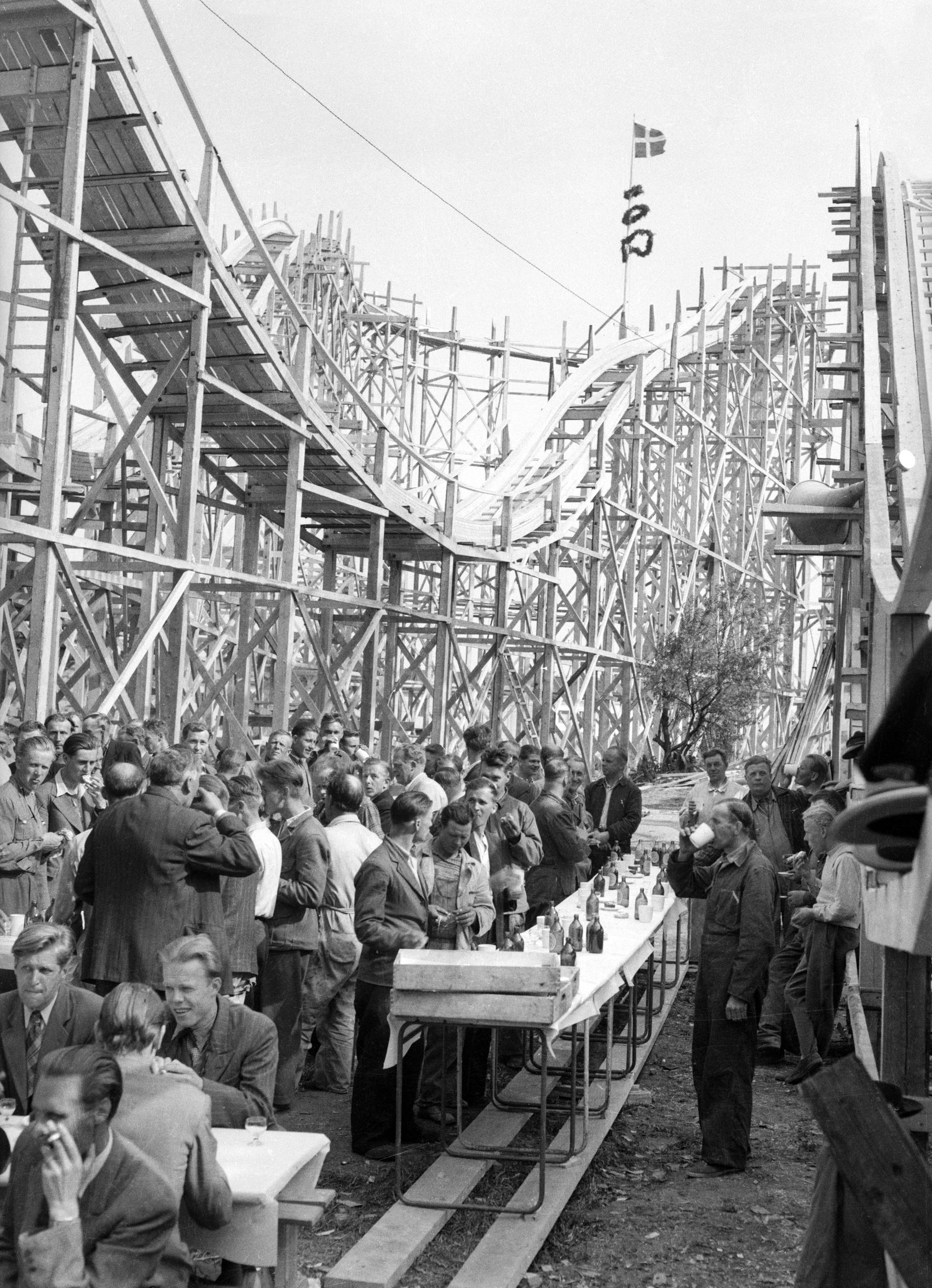 Linnanmäen huvipuisto 70 vuotta: Lystiä, loisketta ja varainkeruuta lastensuojeluun 