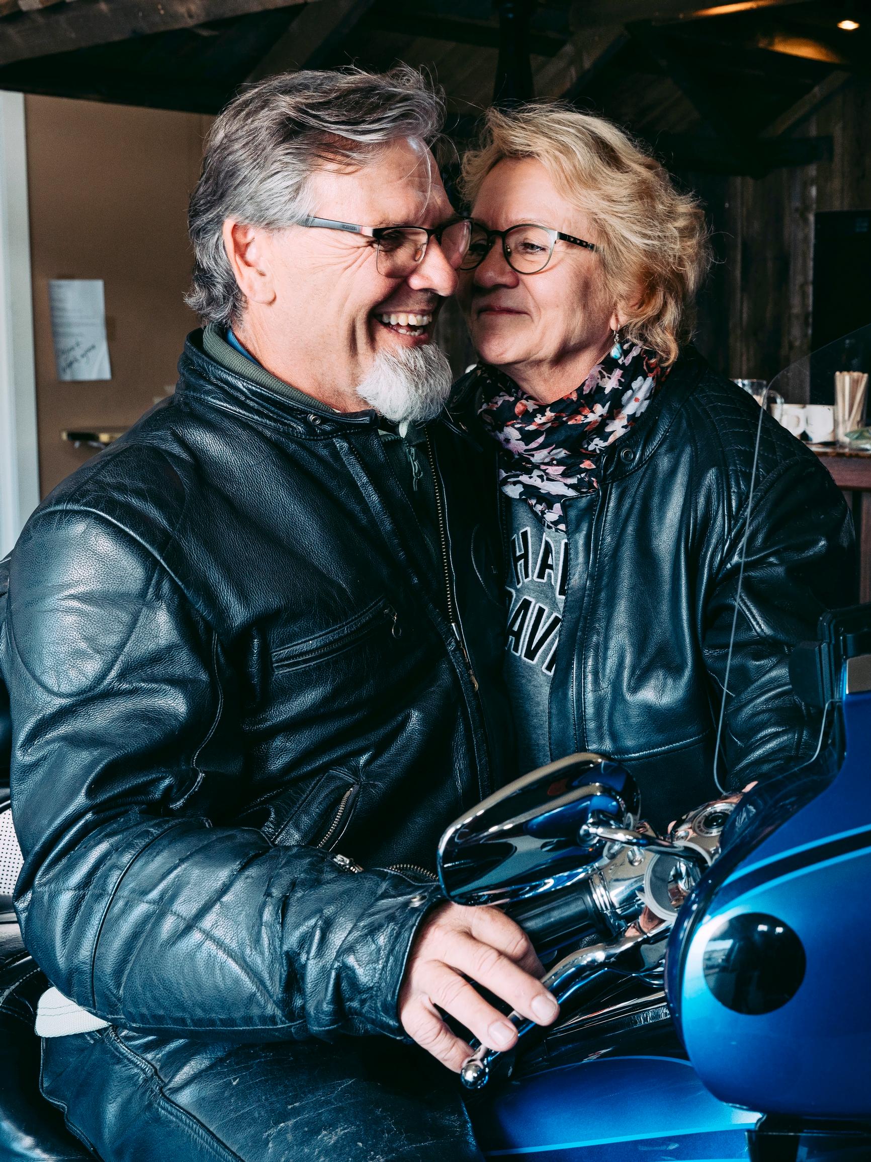 Nukkumaan mennessä Liisa pyytää Jormalta iltakättä – ”Hipistellään joka päivä ja pussaillaan paljon”