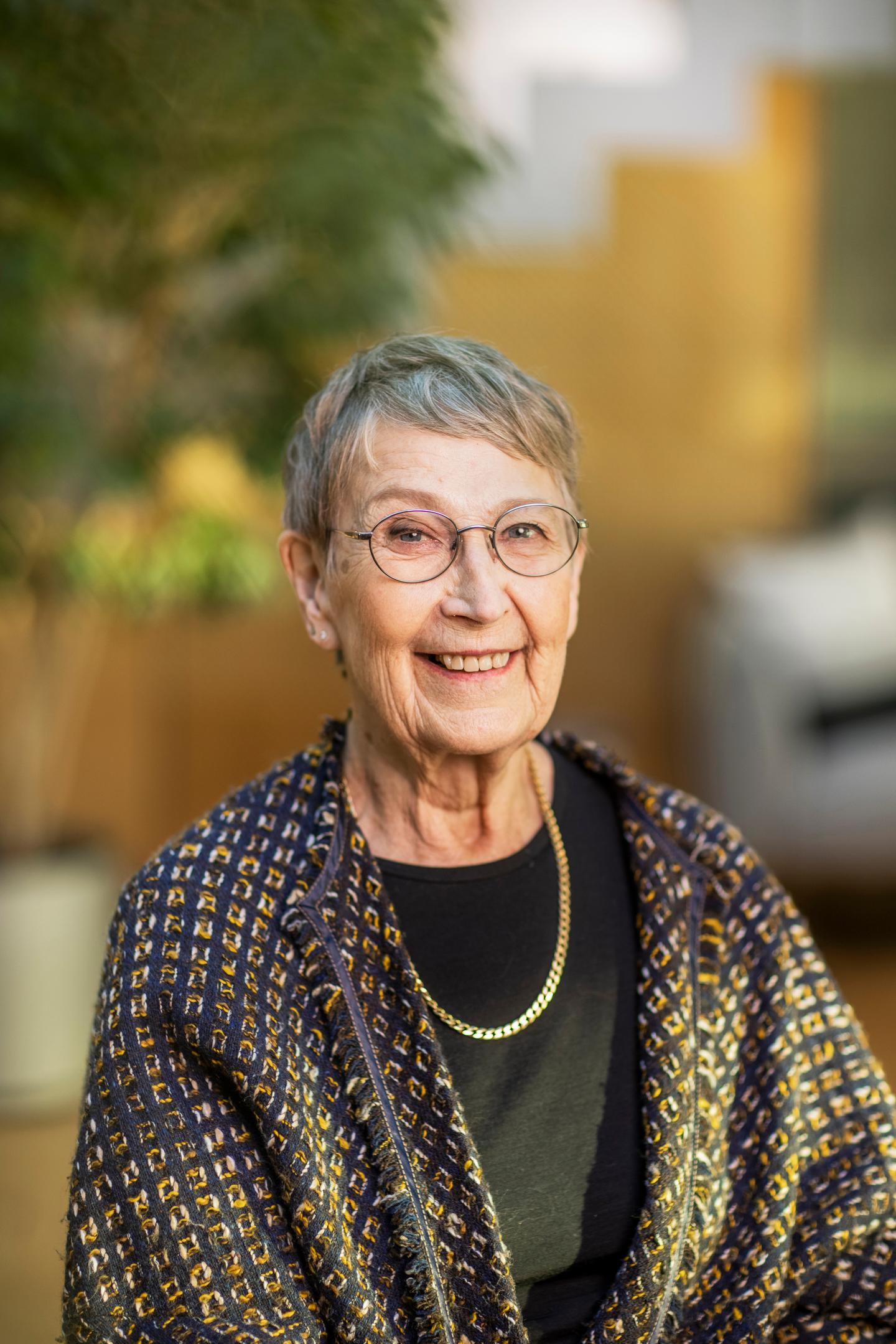 Mistä onni syntyy? Siitä, kun on toivoa ja rakkautta | Kolumni | Apu ...