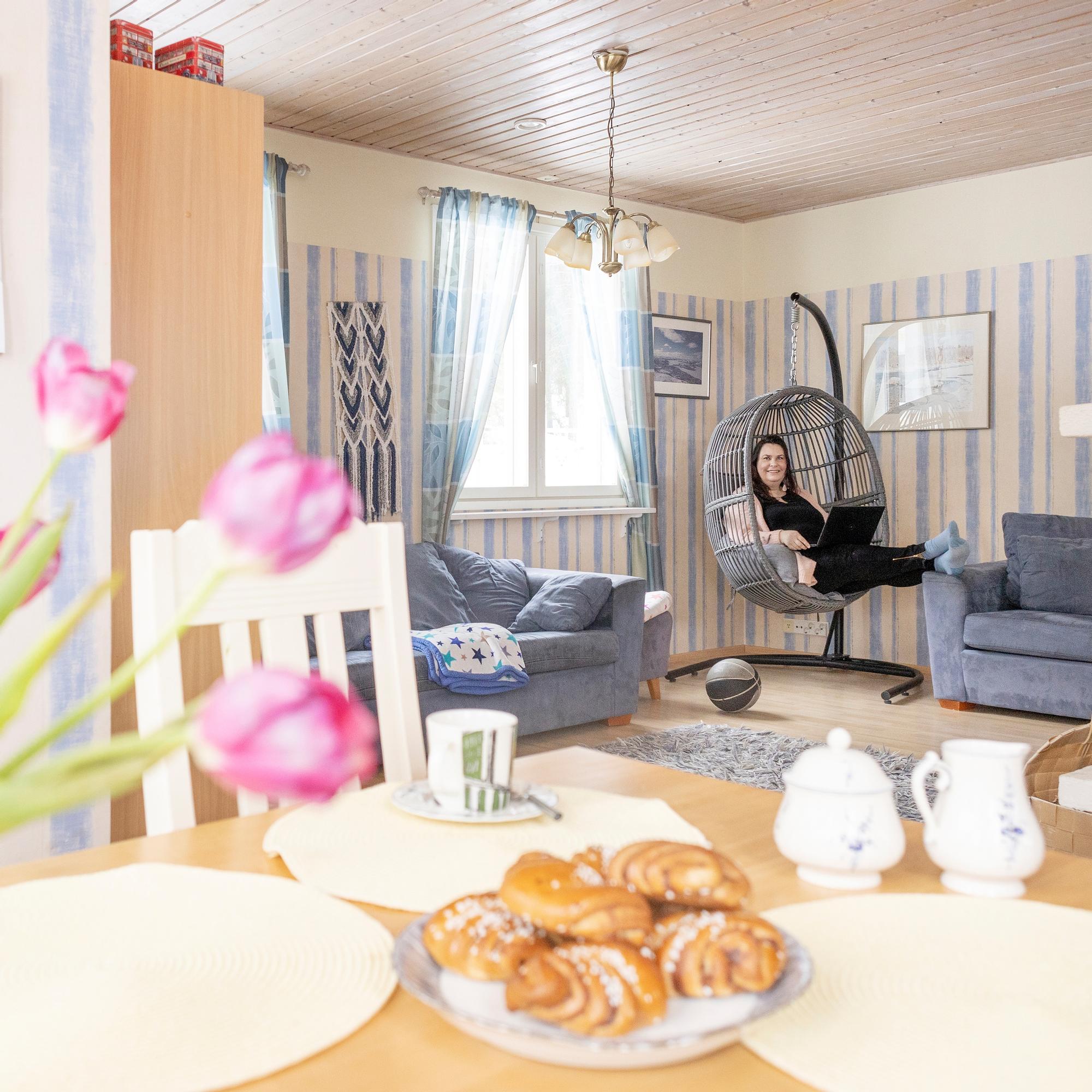 Poliittinen koti: Johanna Ojala-Niemelä ja 151 m², 6h + H + K + ET + KHH + S Rovaniemellä