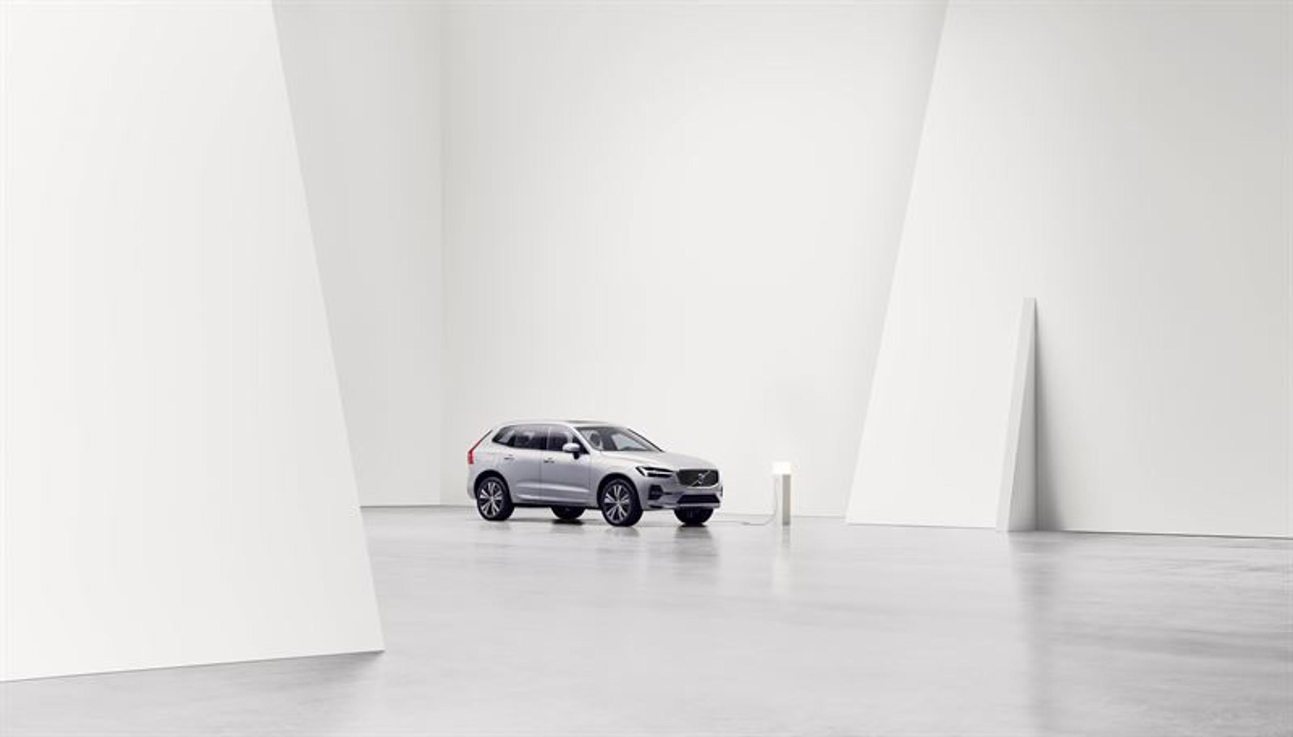 Volvo lisää älyä uuteen XC60-malliinsa