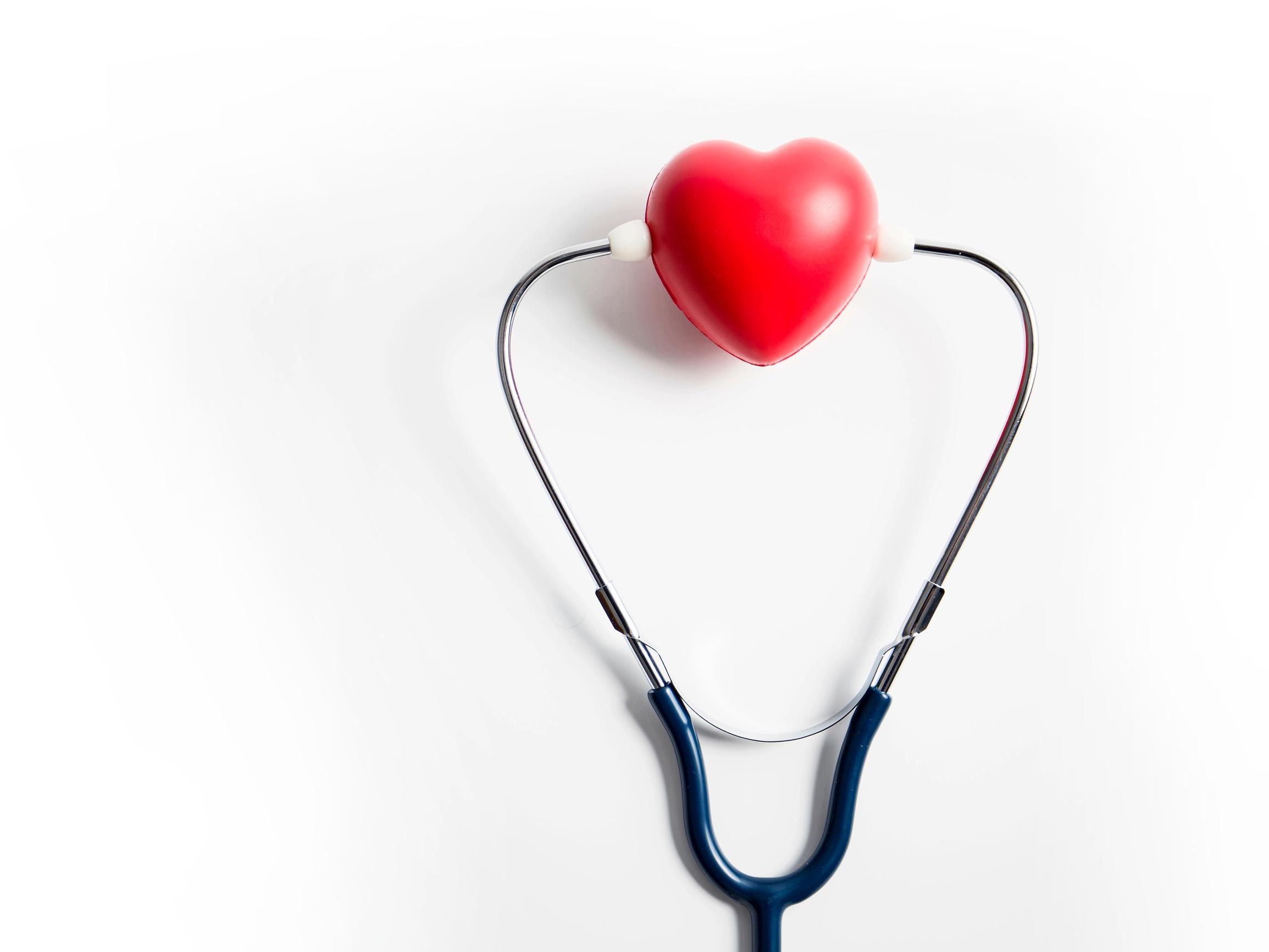 Lääkäripelon syy voi olla vuosien takaisissa huonoissa kokemuksissa  – Jos vastaanotto jännittää, ota avuksi muistilapputekniikka