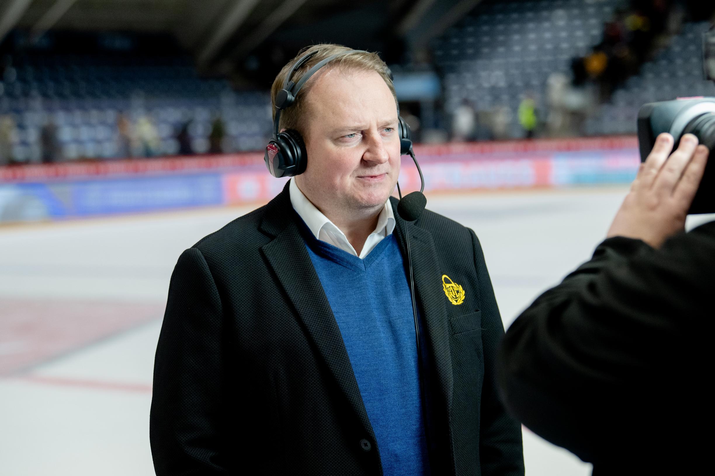 Jäätävä viesti Liiga-seuran urheilujohtajalle: "Jos olisi tehtäviensä tasalla, antaisi potkut!"