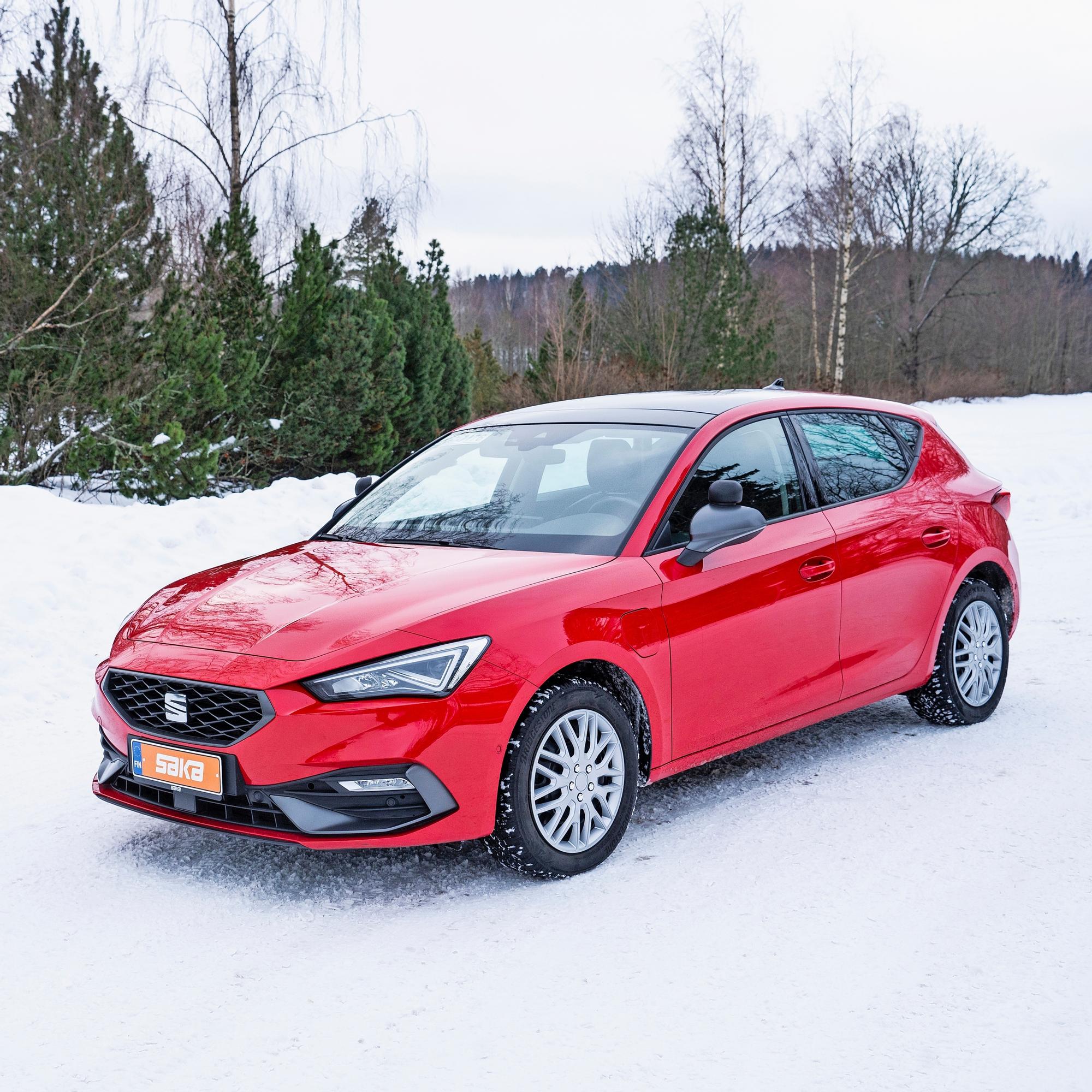 Seat Leon – Näin tienaat 11 900 euroa – Valitse kolme vuotta vanha lataushybridi uuden sijaan 