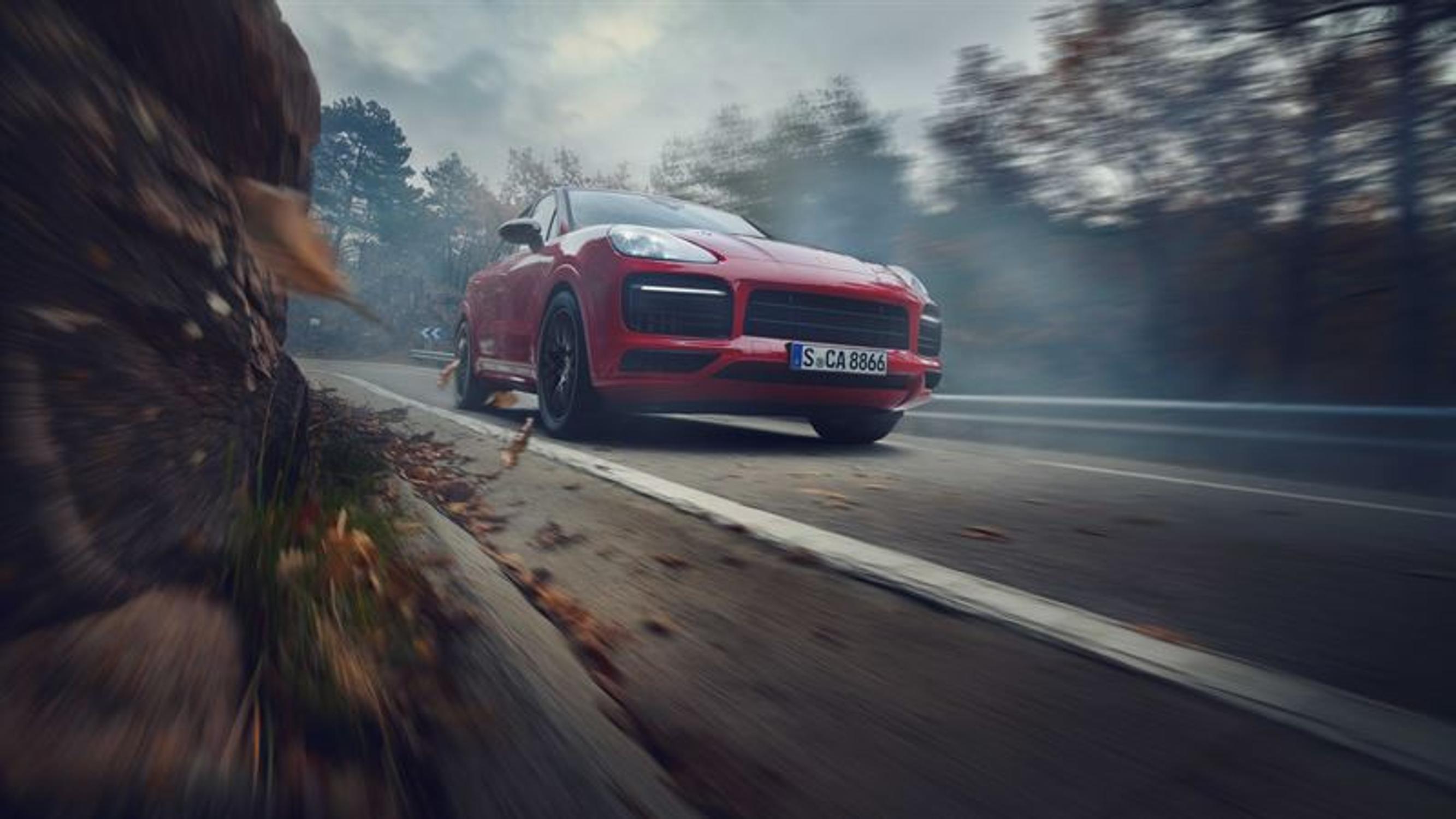 Porsche tekemässä suurimmasta SUV:istaan Cayennesta täyssähköisen version