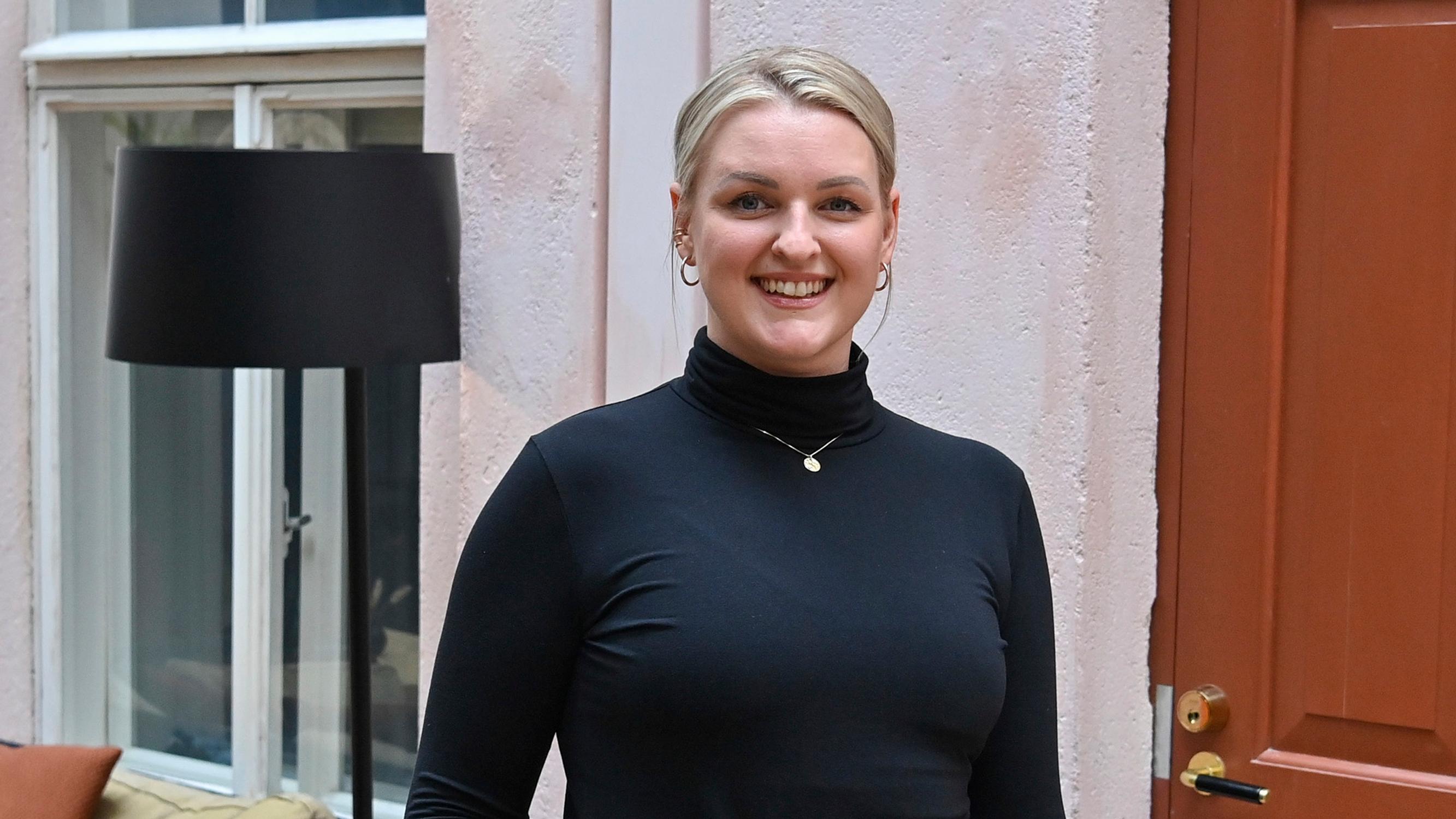 Jenni Poikelus oli nuorena ujo
