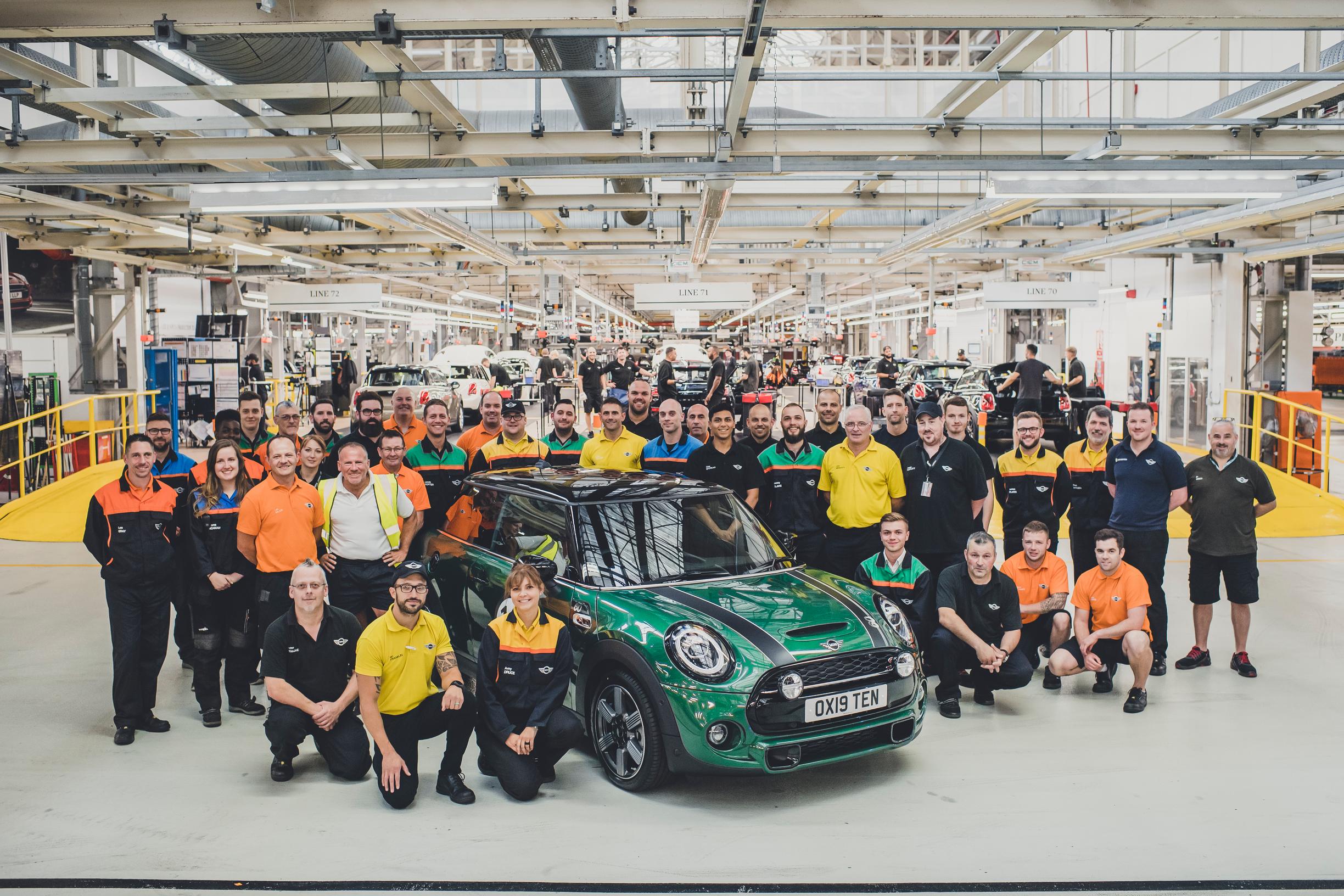 Mini 60 vuotta - samalla valmistui Mini numero 10 000 000
