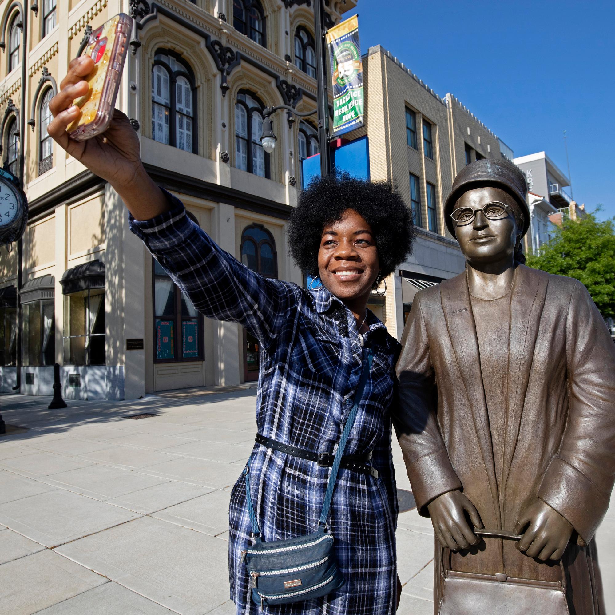 Tulossa Mondossa: kävimme Alabamassa, ja matka toi kiehtovasti eteen asiat, joita moni rakastaa Yhdysvalloissa