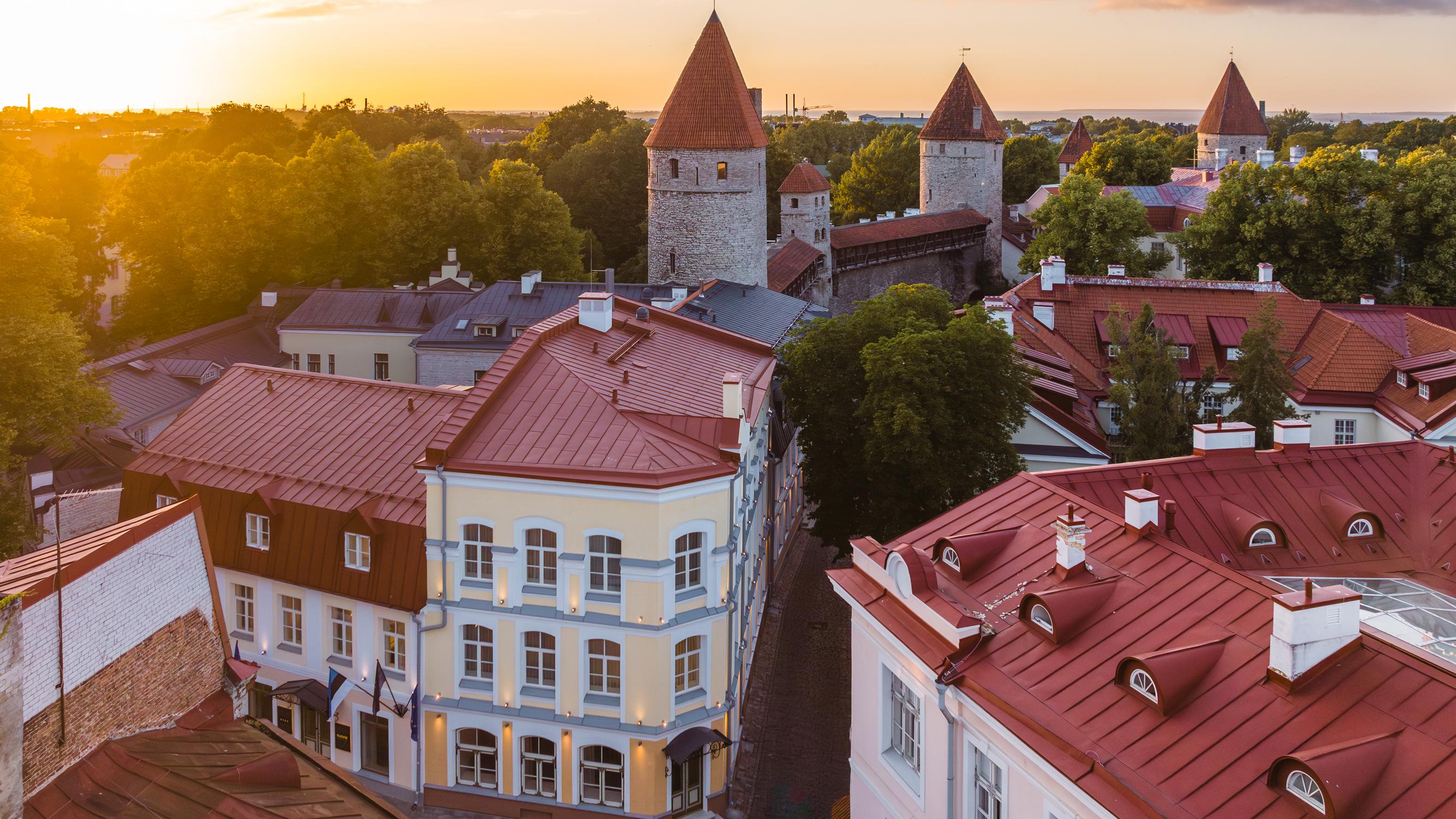 Uutta Tallinnan majoituksissa: Mondo testasi hurmaavan boutiquehotellin ja siistin itsepalveluhotellin 