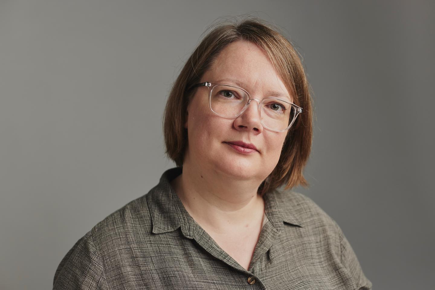 nuoret-eiv-t-halua-ruuhka-suomeen-tapaaminen-naisten-saunassa-apu