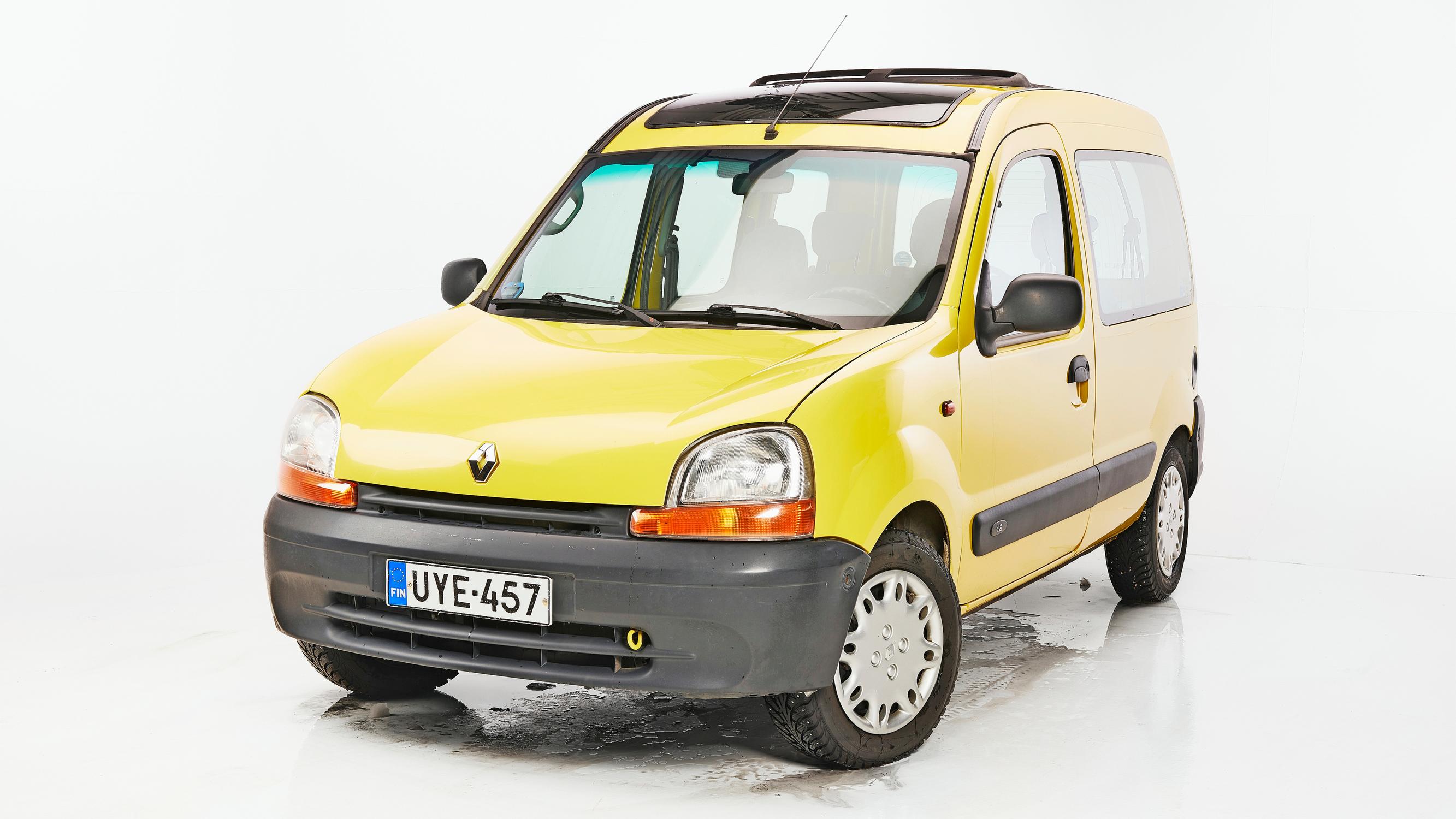 Renault Kangoo 1.2 Liberty – Maailmanmatkaaja tykästyi Kangoon käytännölliseen mukavuuteen