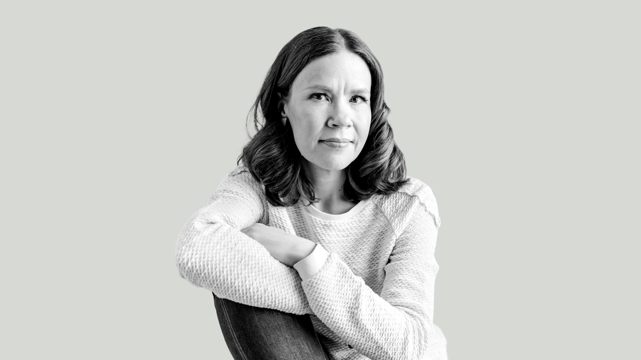 ”Nyt voi vähän nipistää” – Naisille on opetettu, että gynekologisten toimenpiteiden kuuluu sattua, ja se on käsittämätöntä