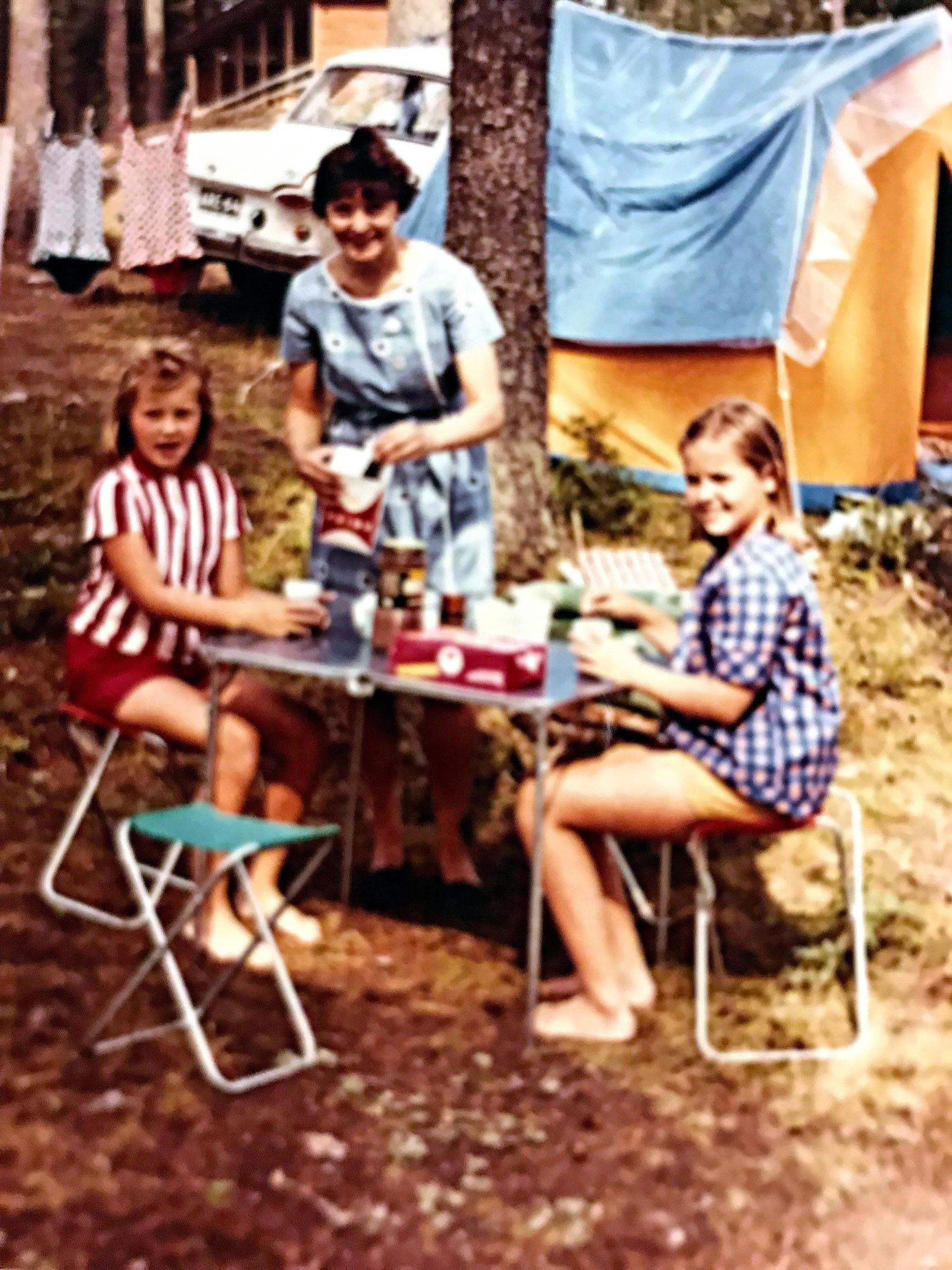 Riitta Havukainen, äiti ja sisko 1960-luvulla