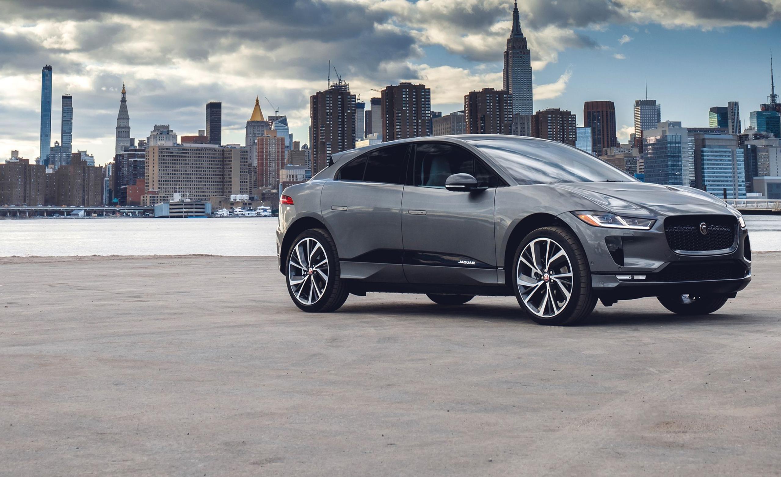 Jaguar I-PACE täyssähköauto luokkavoittoon taloudellisuusajossa
