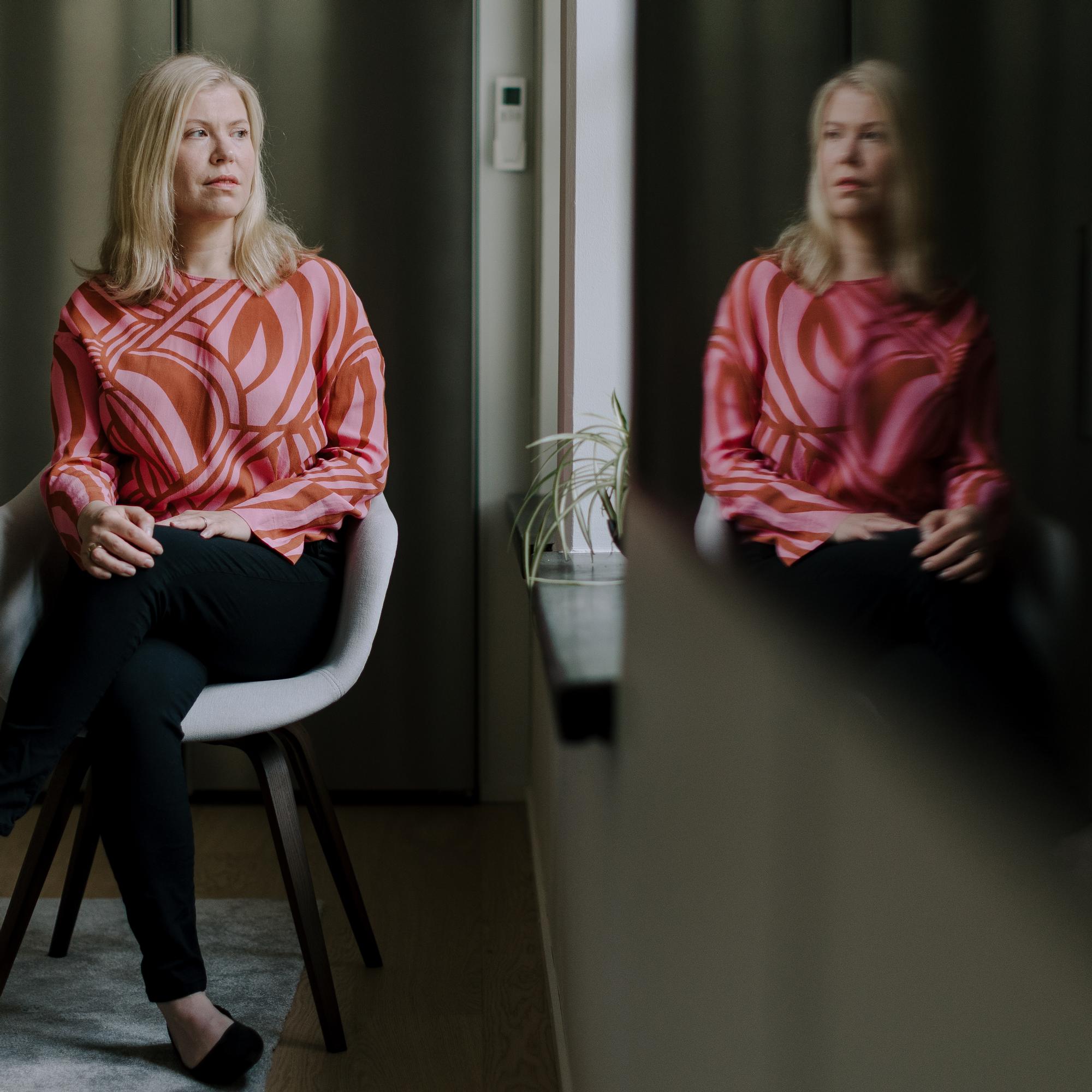 Paikallispoliitikko Linda Brandt-Ahde joutui uimahalliepisodin seurauksena someraivon kohteeksi – ”Tapa itsesi, kusinatsi”