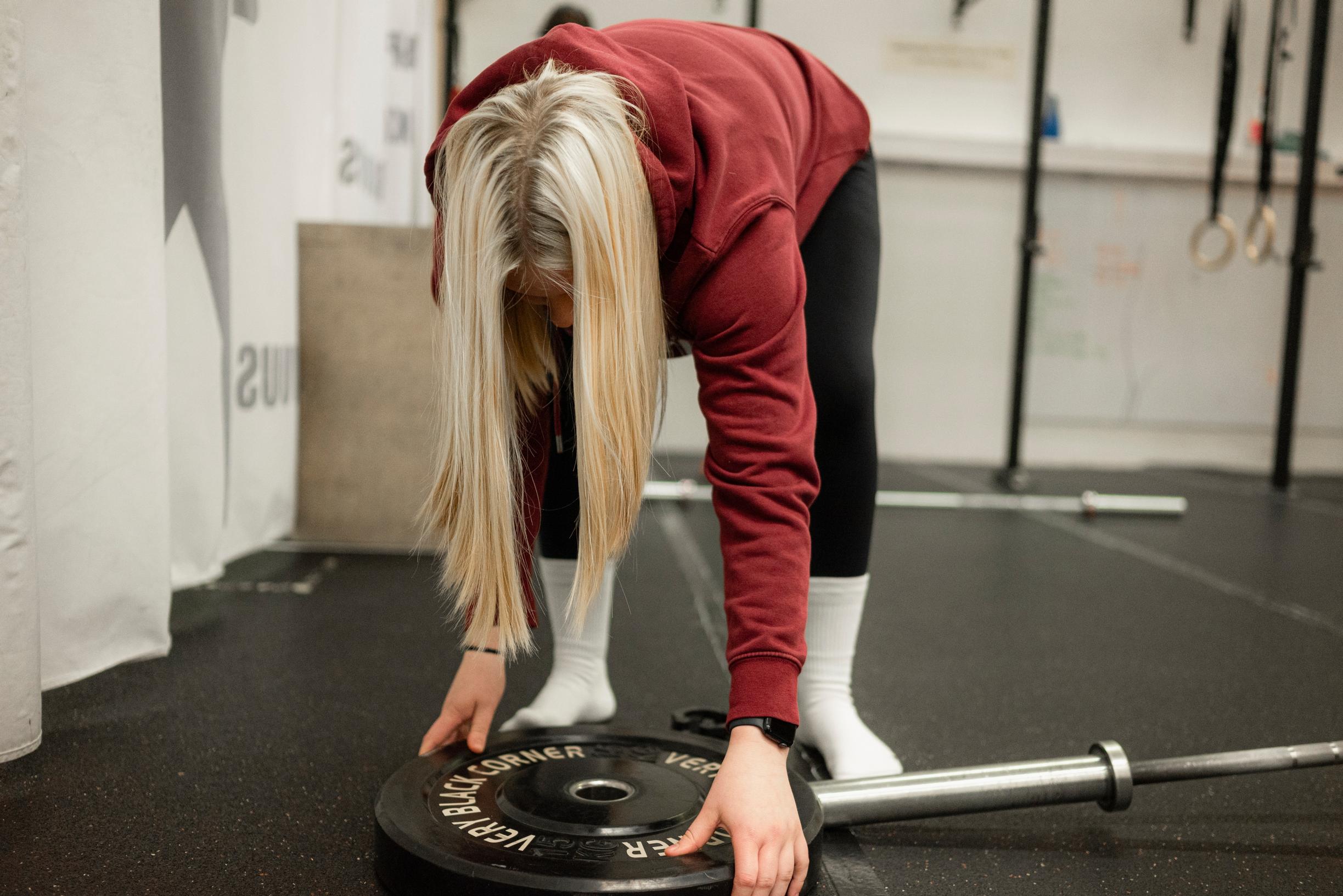 Kemijärveläinen crossfit-harrastaja Ilona Säärelä haluaa työskennellä ulkomailla, mutta haaveilee palaavansa Kemijärvelle ”sitten myöhemmin”.