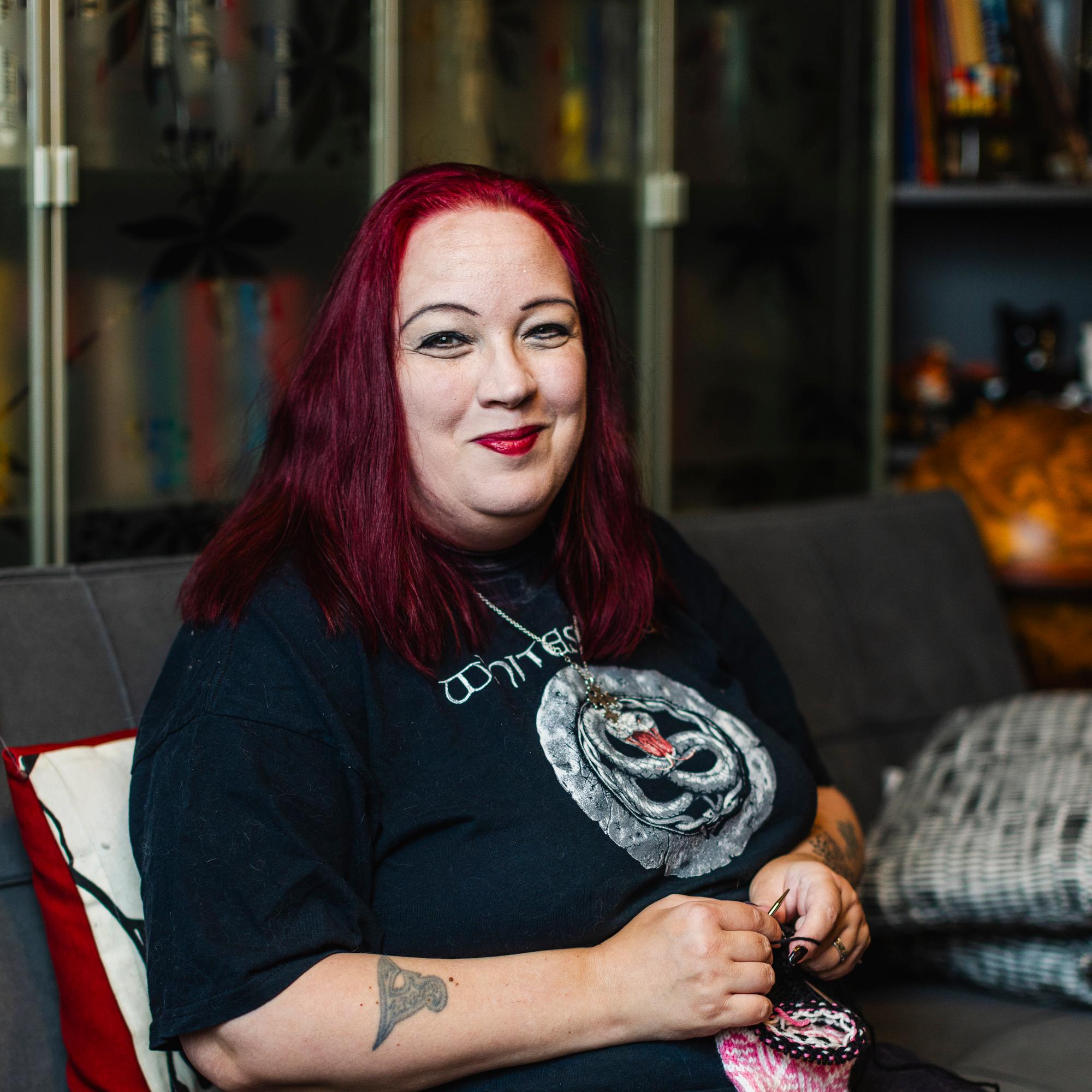 ”Tämä on selvästi pahempaa aikaa kuin viimeksi, kun olin työtön” – Sarita, Inga ja Tuija kertovat, miten kestävät työttömän arkea