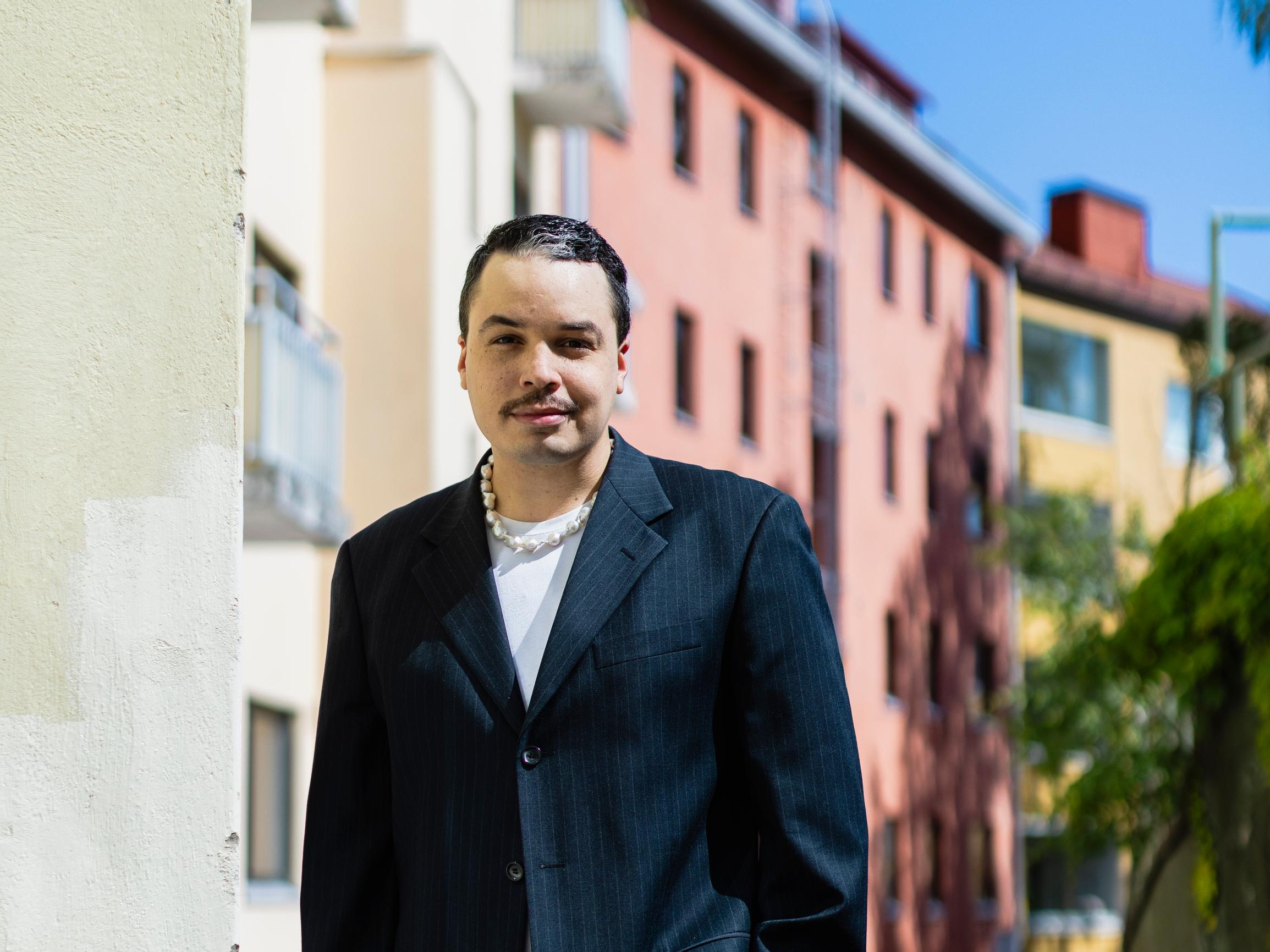 Muotisuunnittelija Ervin Latimer: Suomi on monessa asiassa edelläkävijä ja Helsinki täynnä inspiroivia alakulttuuritapahtumia