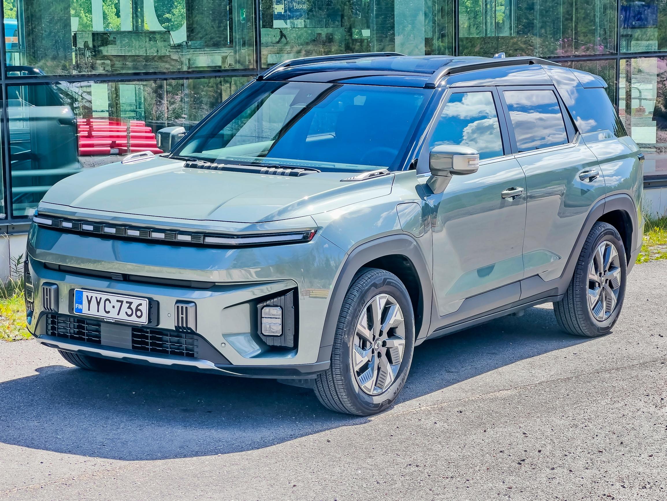 Uusi korealainen KGM Torres on hyvä vaihtoehto, kun hakusessa on tilava sähköauto asialliseen hintaan