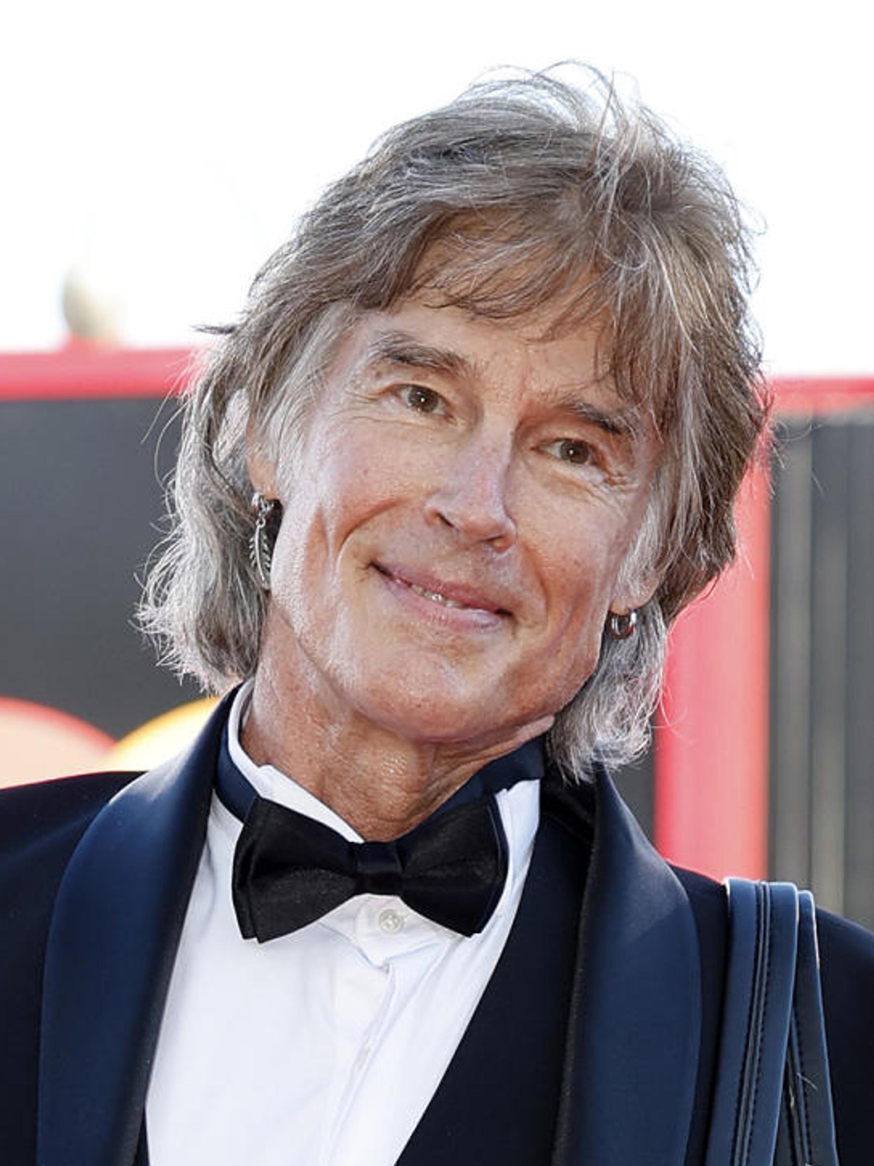 Suomea kiertävä Ronn Moss: ”Miehet ovat koiria, tunnen suurta sympatiaa kaikkia naisia kohtaan”