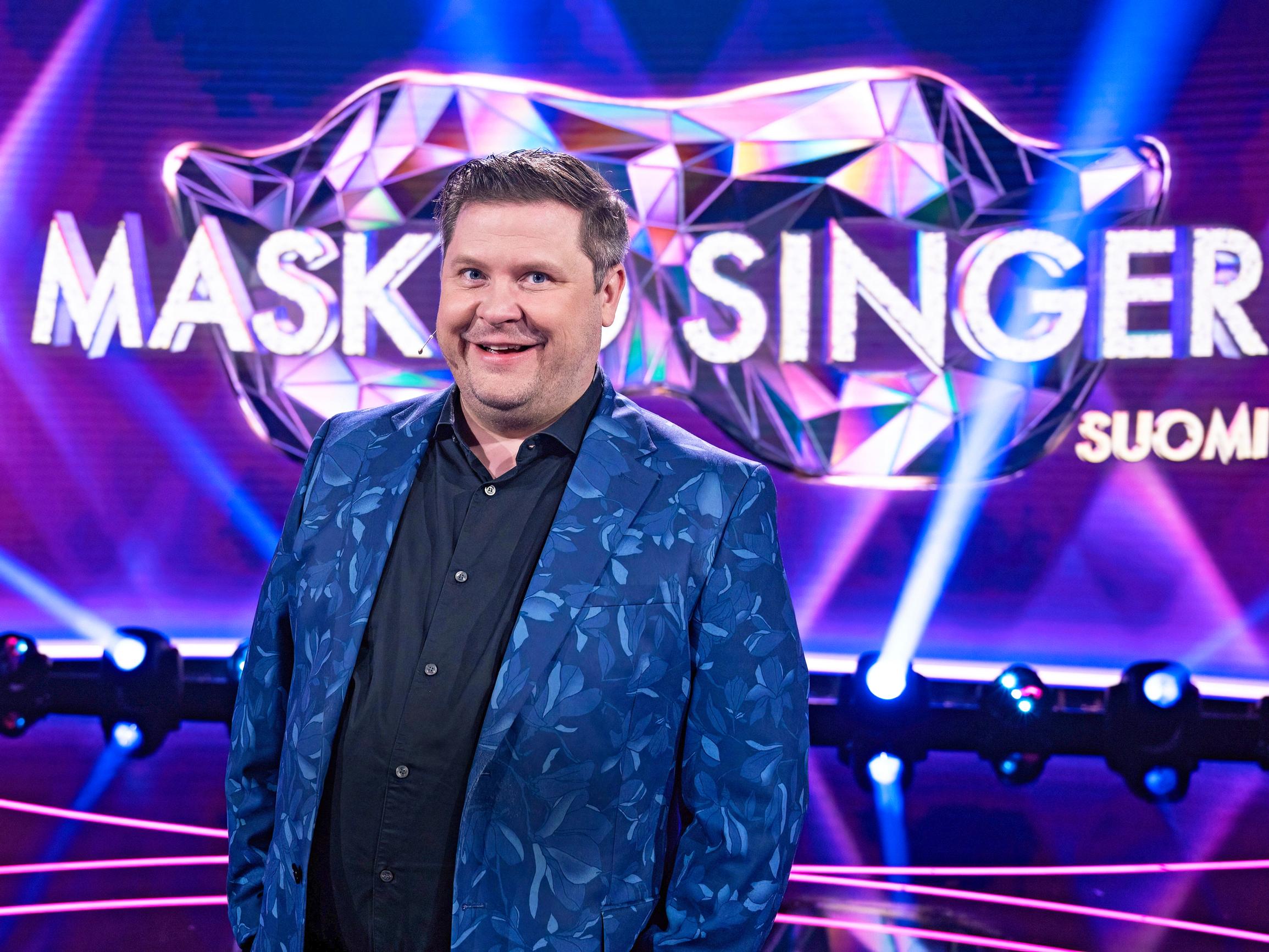 Janne Kataja sanoo olevansa perheensä ainoa hihhuli – ”Rakastan tutkia erilaisia uskontoja ja uskonkäsityksiä”