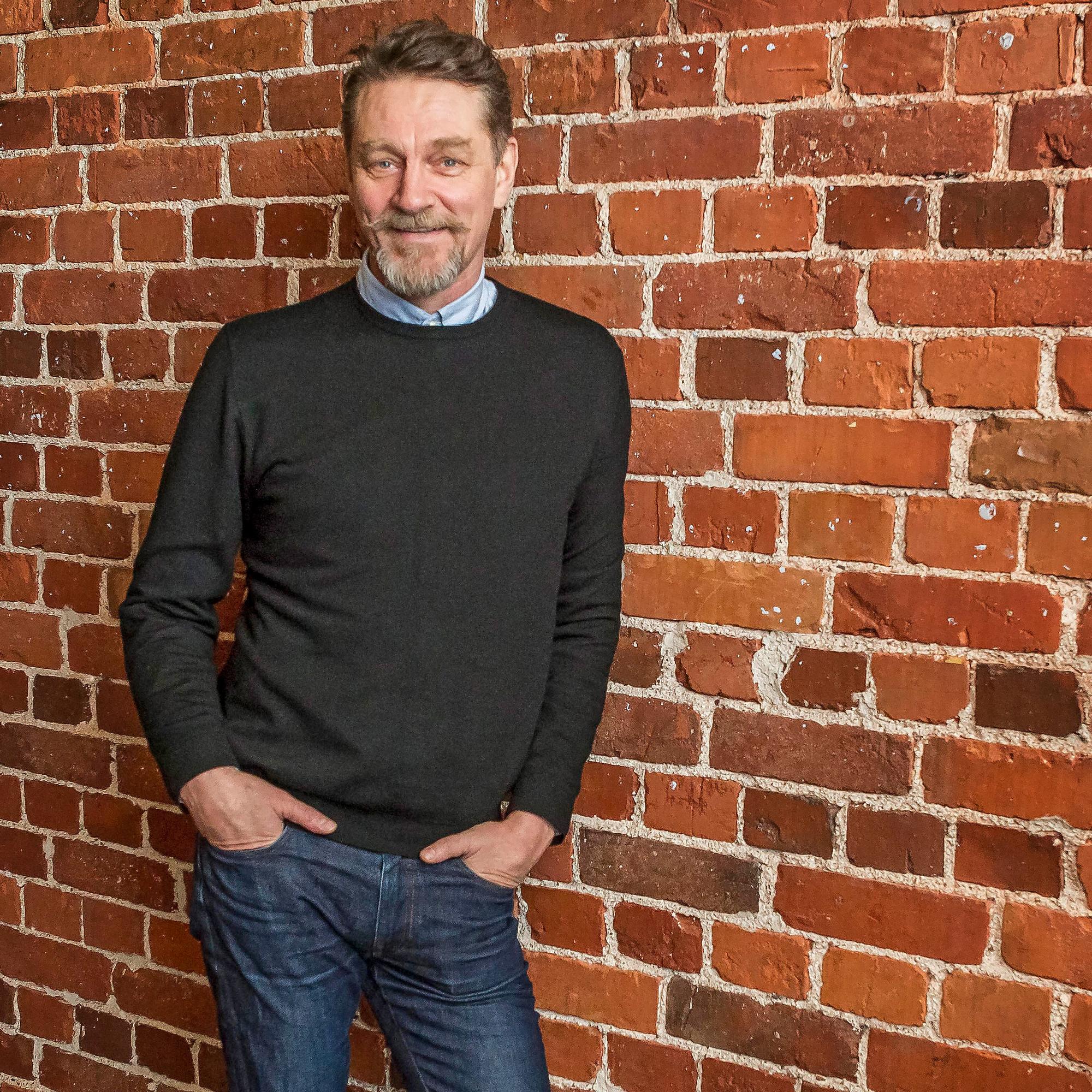 Opettaja kiusasi Ville Virtasta koulussa – ”Olin julkkiksen poika ja julkkikset olivat opettajan mielestä pahuutta”