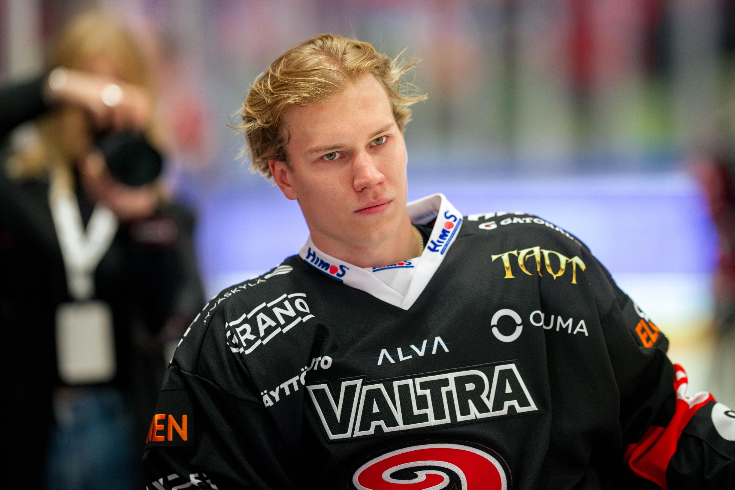 Liigan kuumimmaksi pelaajaksi on noussut todellinen suomalainen yllätysnimi – ”Kaikki eväät huippusarjoihin!"