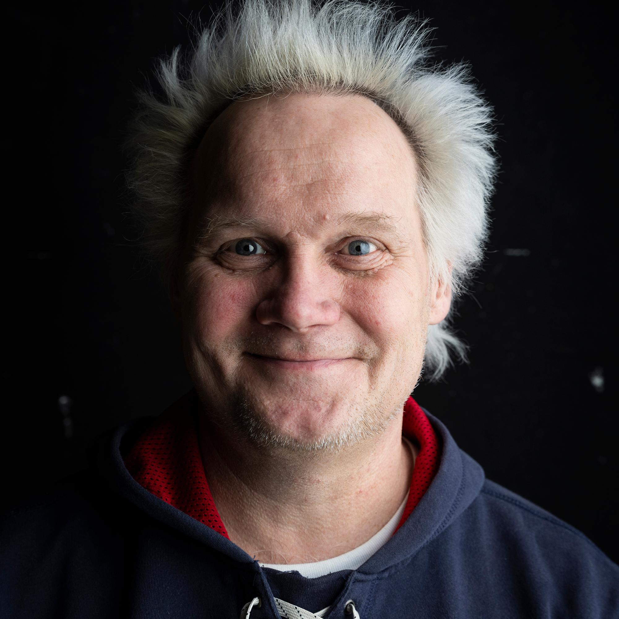 Sanna Marin tekee itsestään Frodo Reppulin, joka joutuu Mordoriin