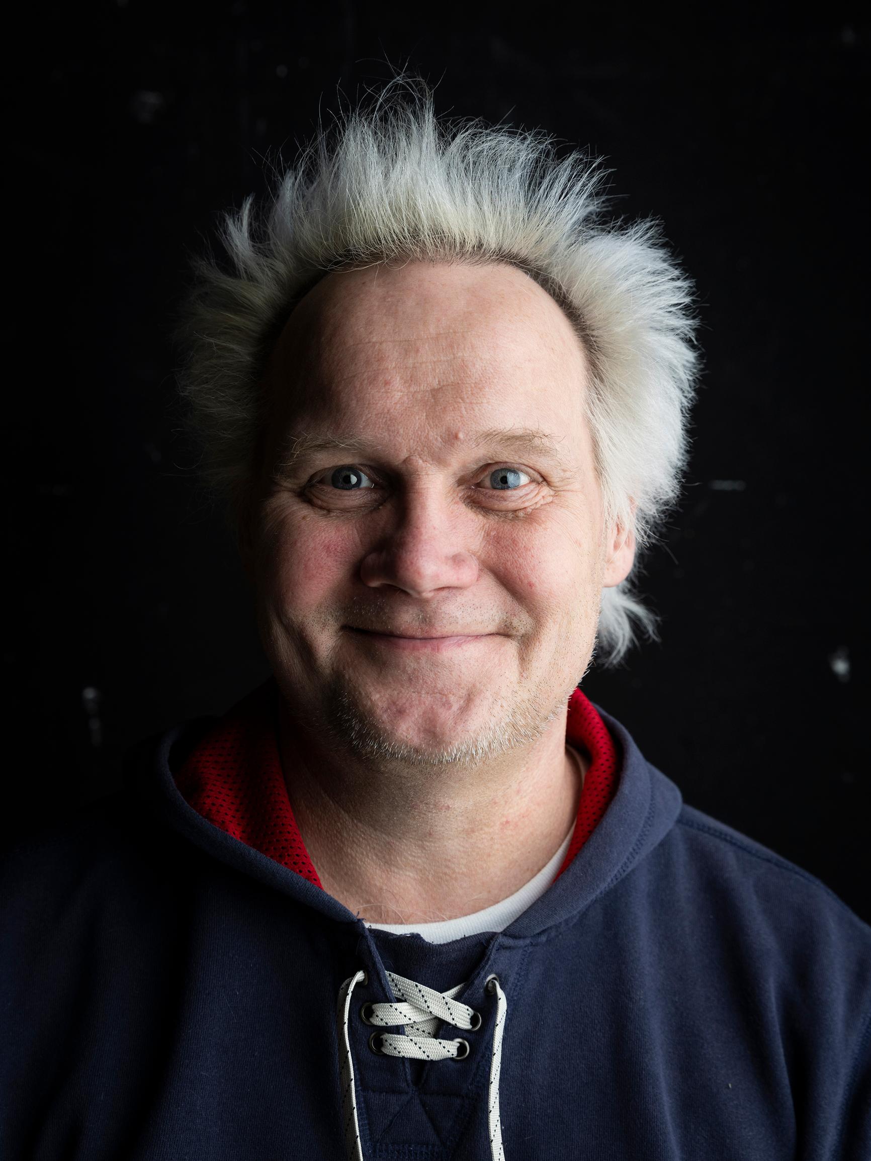 Sanna Marin tekee itsestään Frodo Reppulin, joka joutuu Mordoriin