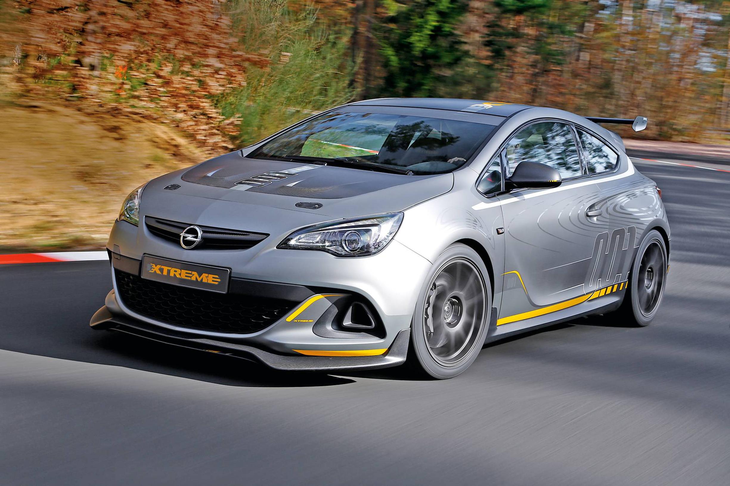 Yksinoikeudella ajossa: Opel Astra OPC Extreme
