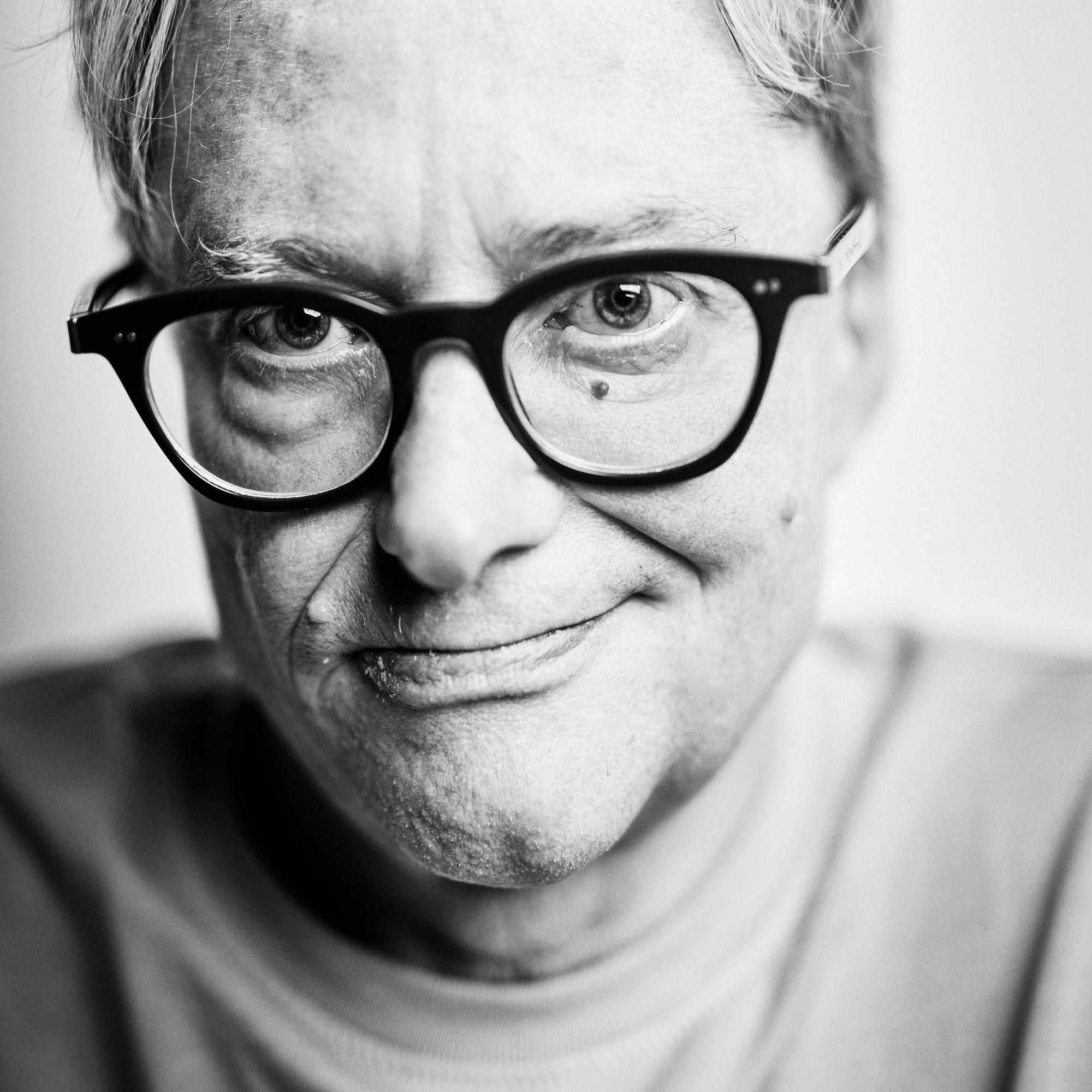 Mikael Jungner on ollut kuolemanvaarassa, vaihtanut puolueita ja rakastunut julkisesti – Nyt hän kokee, ettei ole tehnyt elämässään tarpeeksi