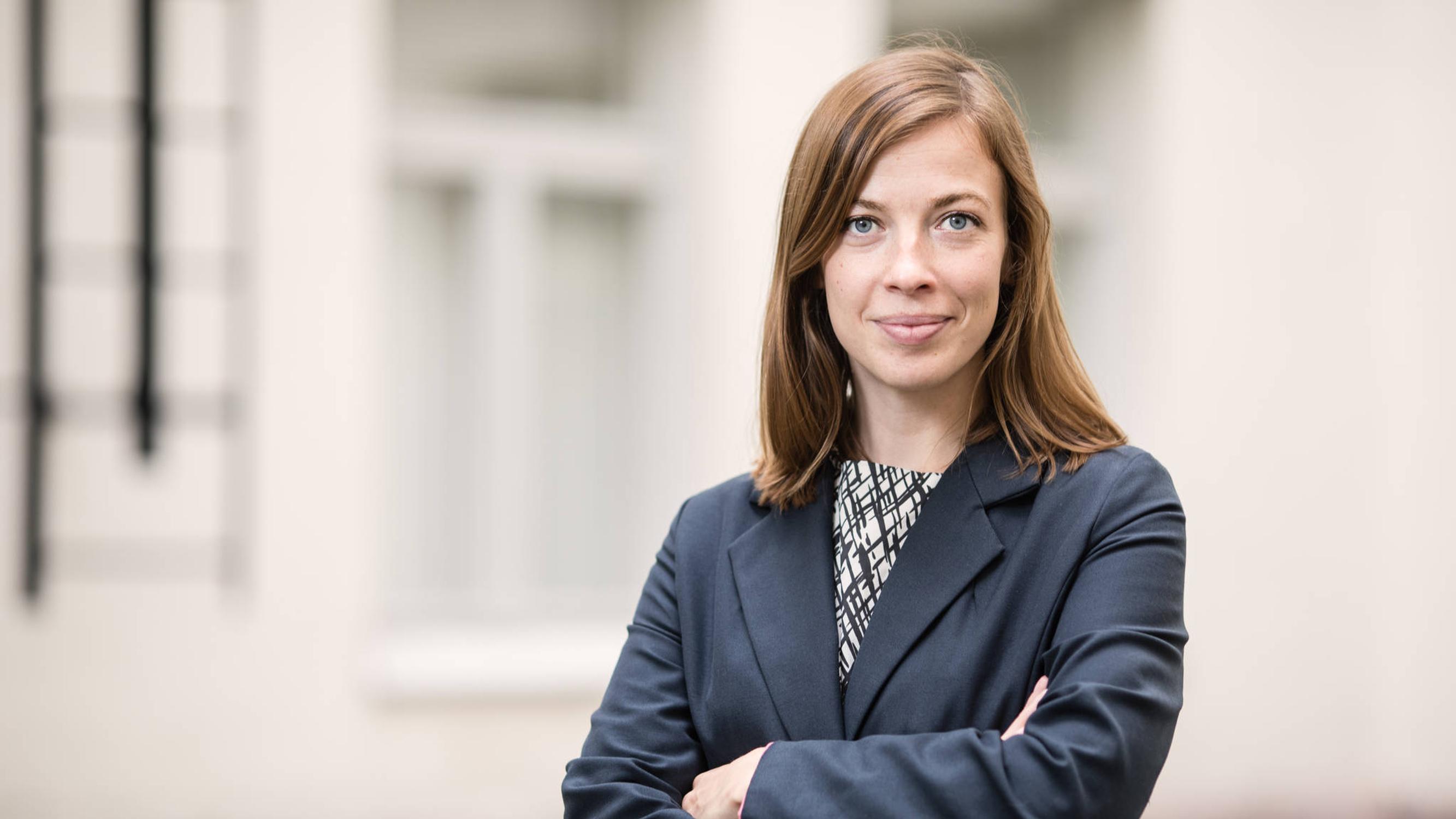 Opetusministeri Li Andersson on perustellut koulujen sulkemisen hyvin, arvioi kasvatustieteen professori Katariina Salmela-Aro: "Tämä ei ole mielipidekysymys"