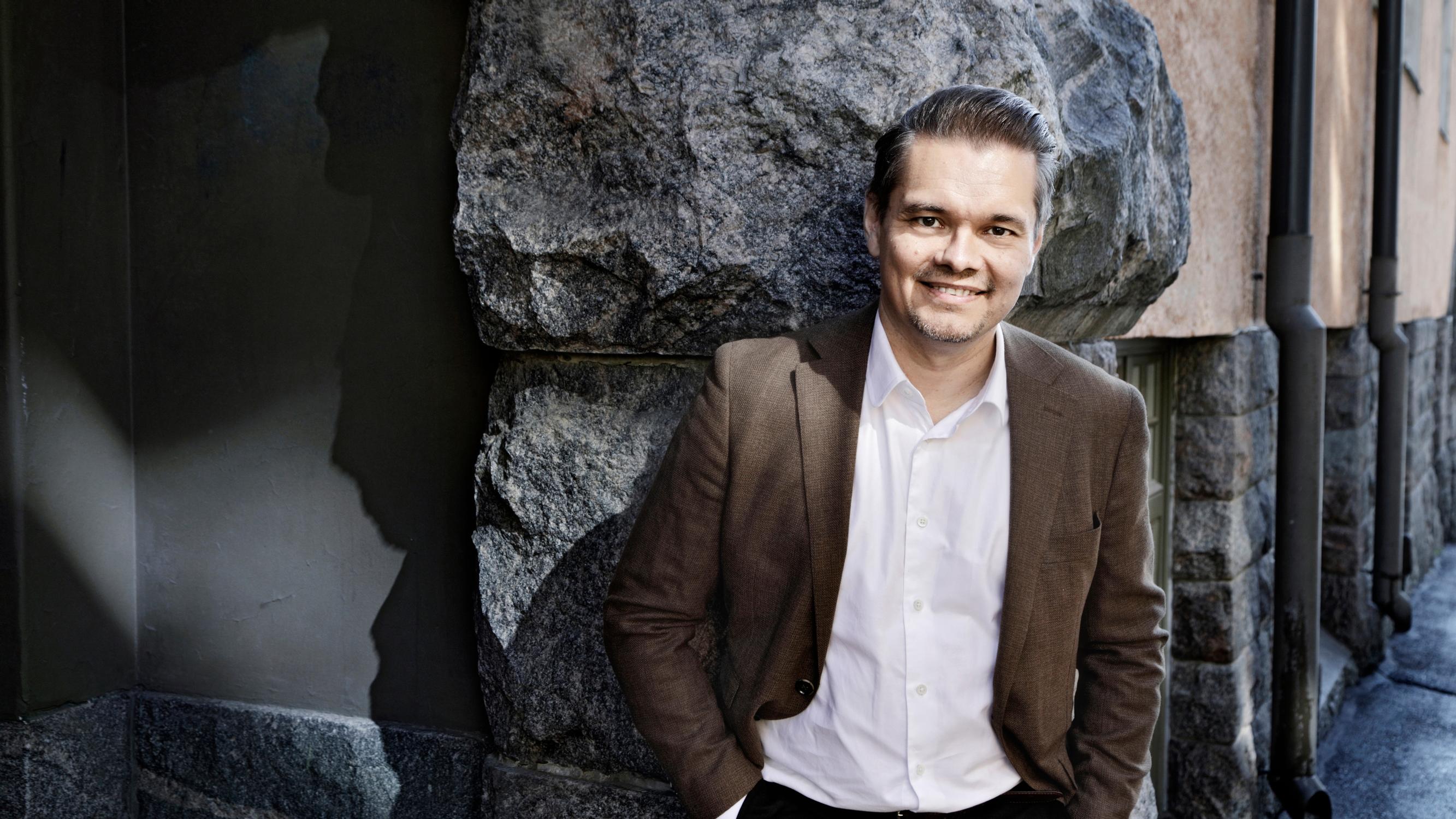 Vanhoillislestadiolaisuus sai jäädä, kun oopperalaulaja Tuomas Katajala valitsi musiikin: ”Päätös oli helpotus – myös uskon kohdalla minulla oli rauha”