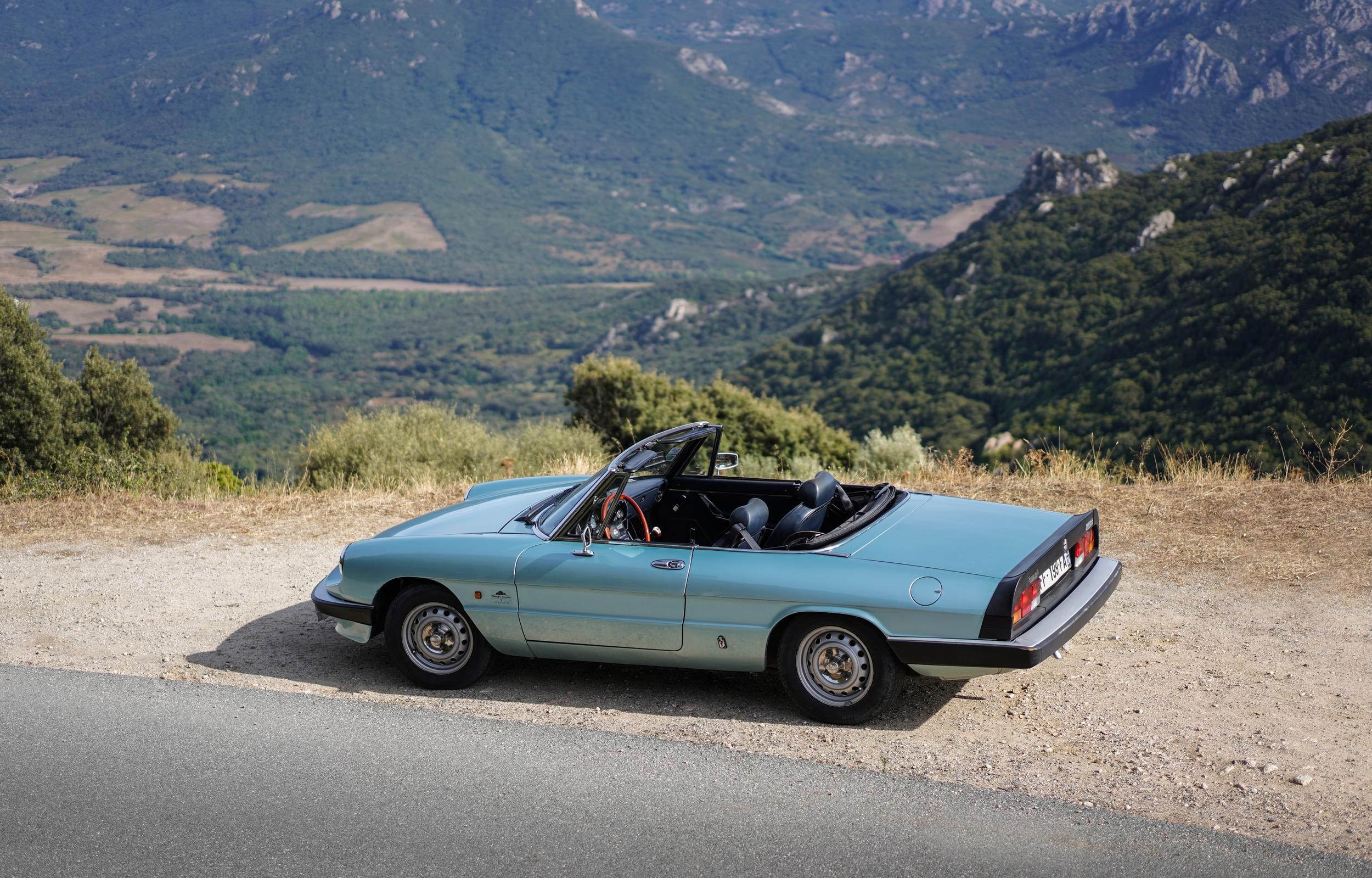 Unelmien kesäauto Alfa Romeo Spider
