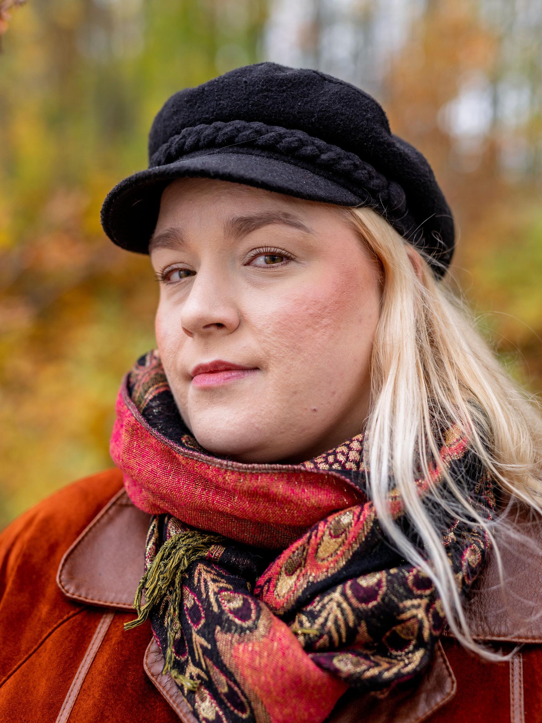 ”Yritettiinkö minut todellakin murhata?” Sussu Ketola ei pysty palaamaan Ratinan kauppakeskukseen, jonka edessä puukottaja iski häntä viidesti