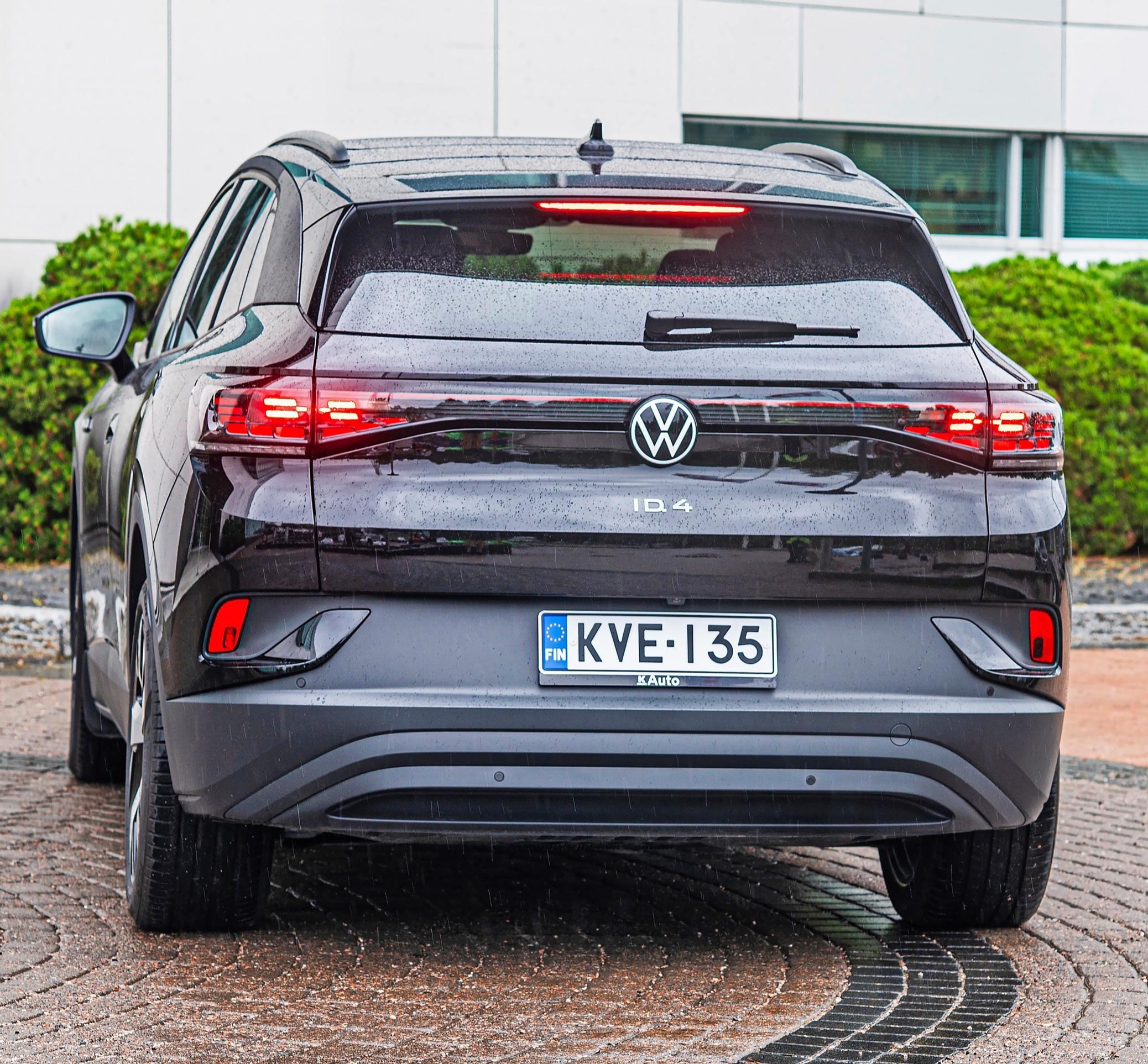 Volkswagen ID.4 -sähköauto | Täyssähköinen neliveto SUV | Koeajo