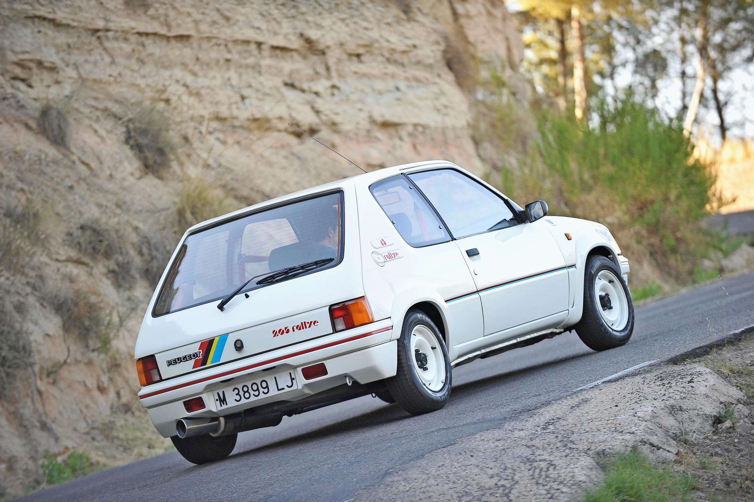 Peugeot 205: Yhä vallitsevan käsityksen mukaan 205 oli malli, joka pelasti Peugeotin konkurssilta.