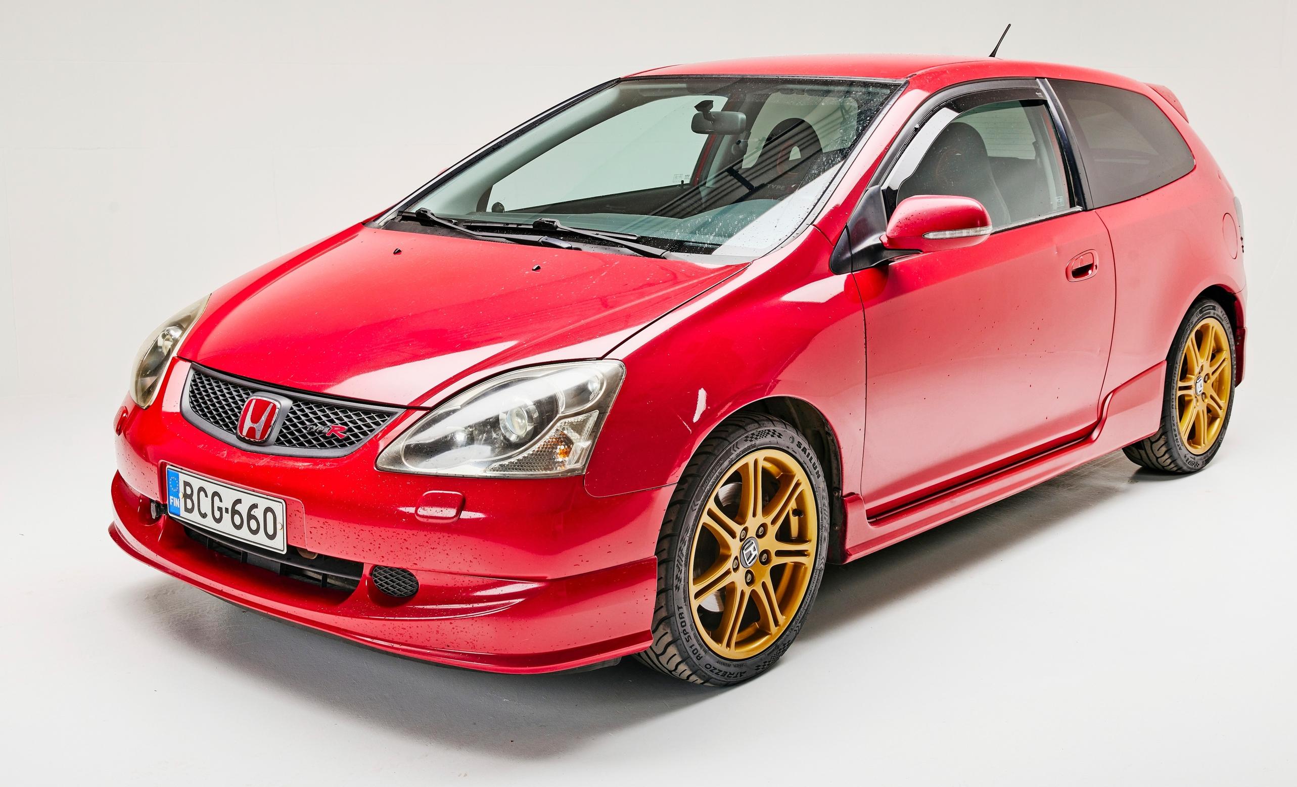 Honda Civic Type R Vm. -05 oli Type R:n toisen sukupolven viimeinen. Facelift oli esitelty 2003, ja autoa valmistettiin Britannian Swindonissa.