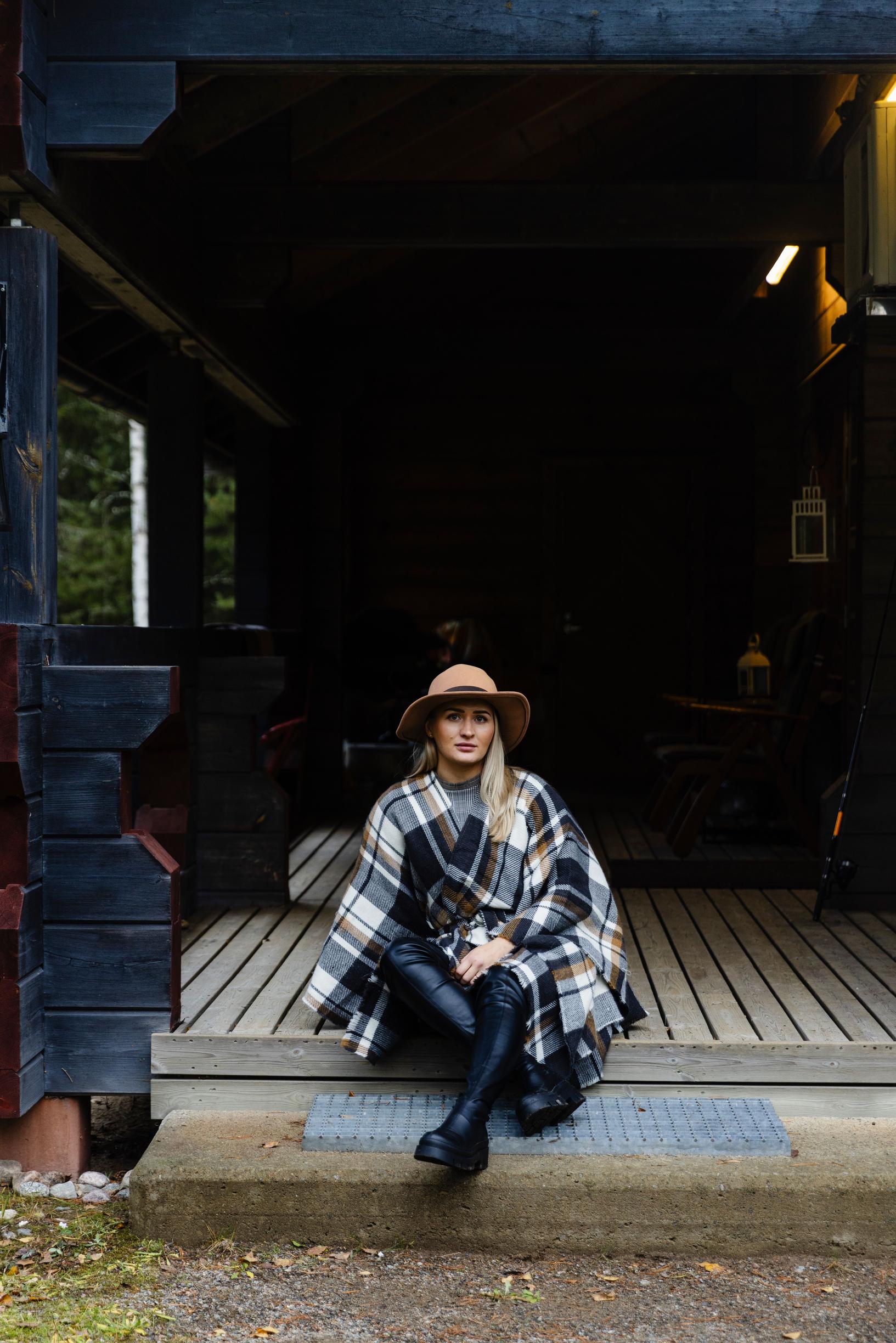 Kun poliisitutkinta alkoi, Nina joutui pelkäämään äitiään. Hän kuvaa tilannetta ”hirveäksi henkiseksi konfliktiksi”.