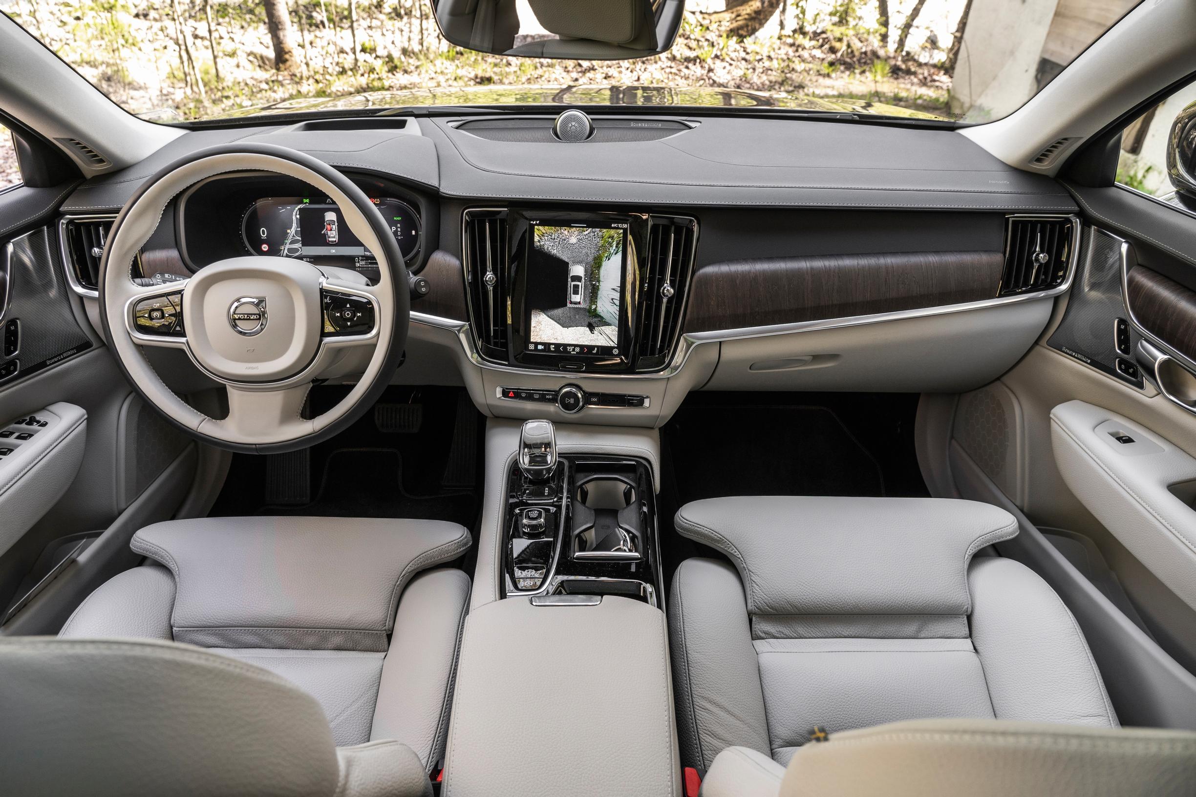 Volvo v90 T8 AWD Long Range High Performance